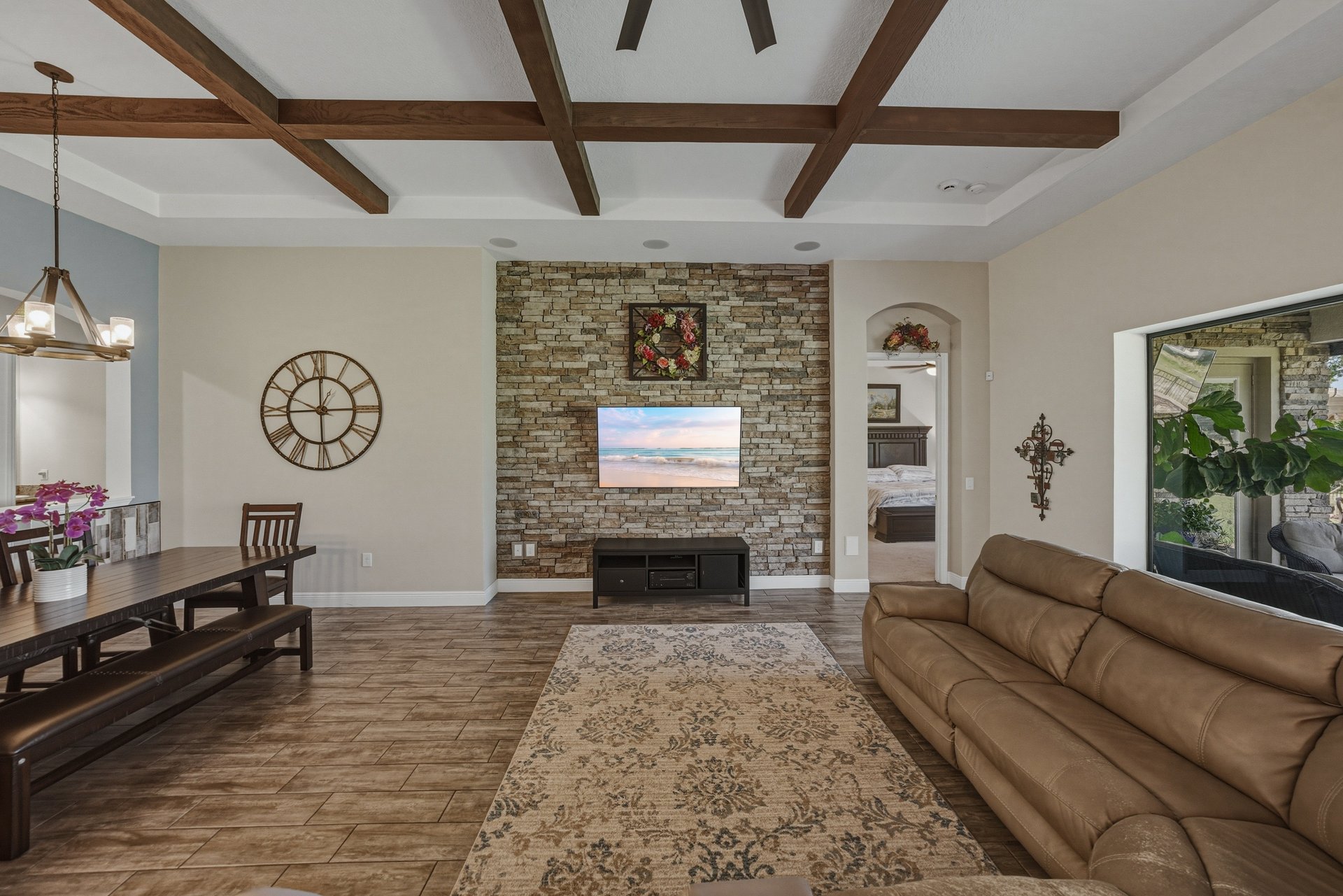 6743 SUNSET VISTA WAY