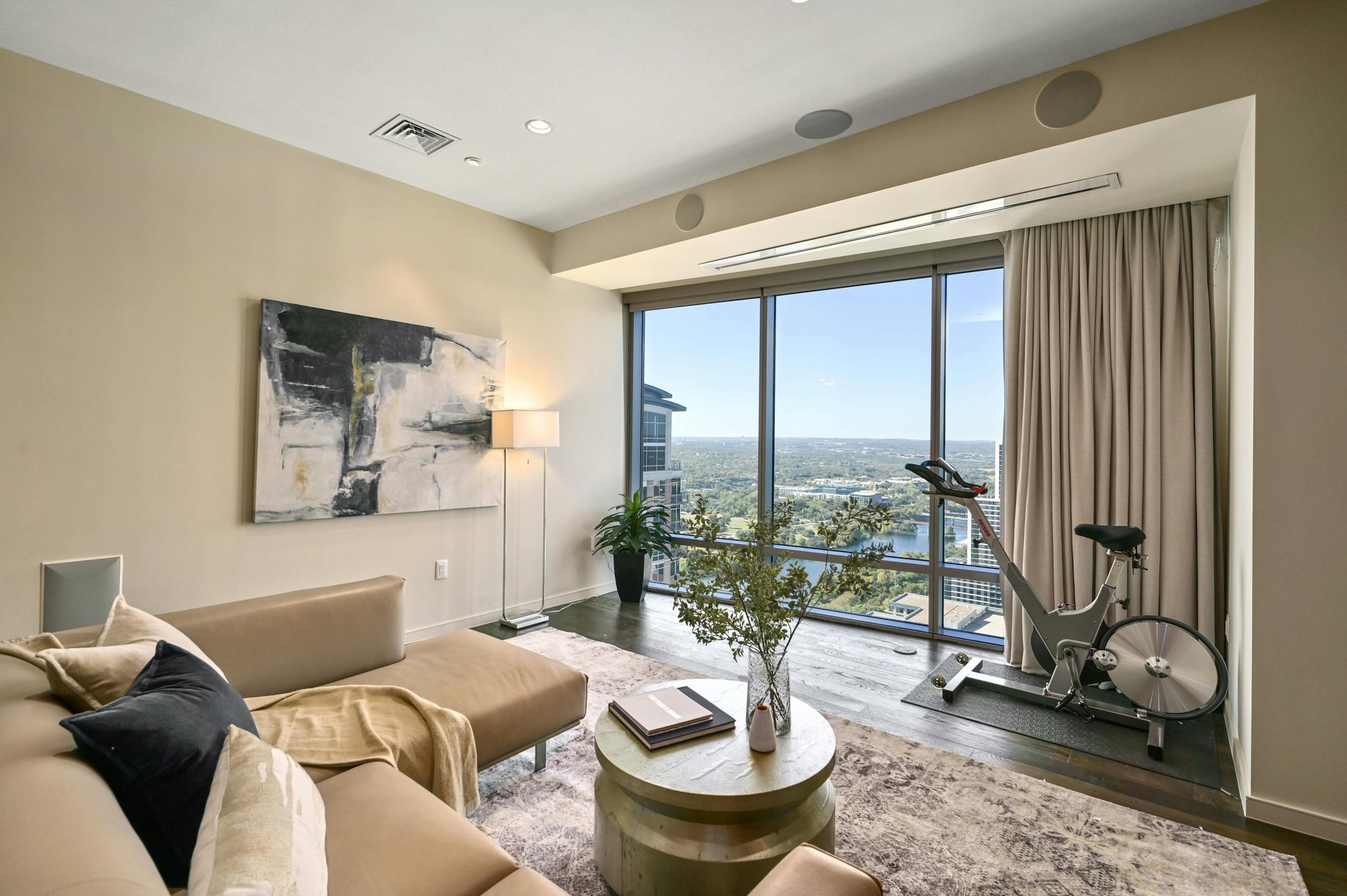 200 Congress Ave #35AC