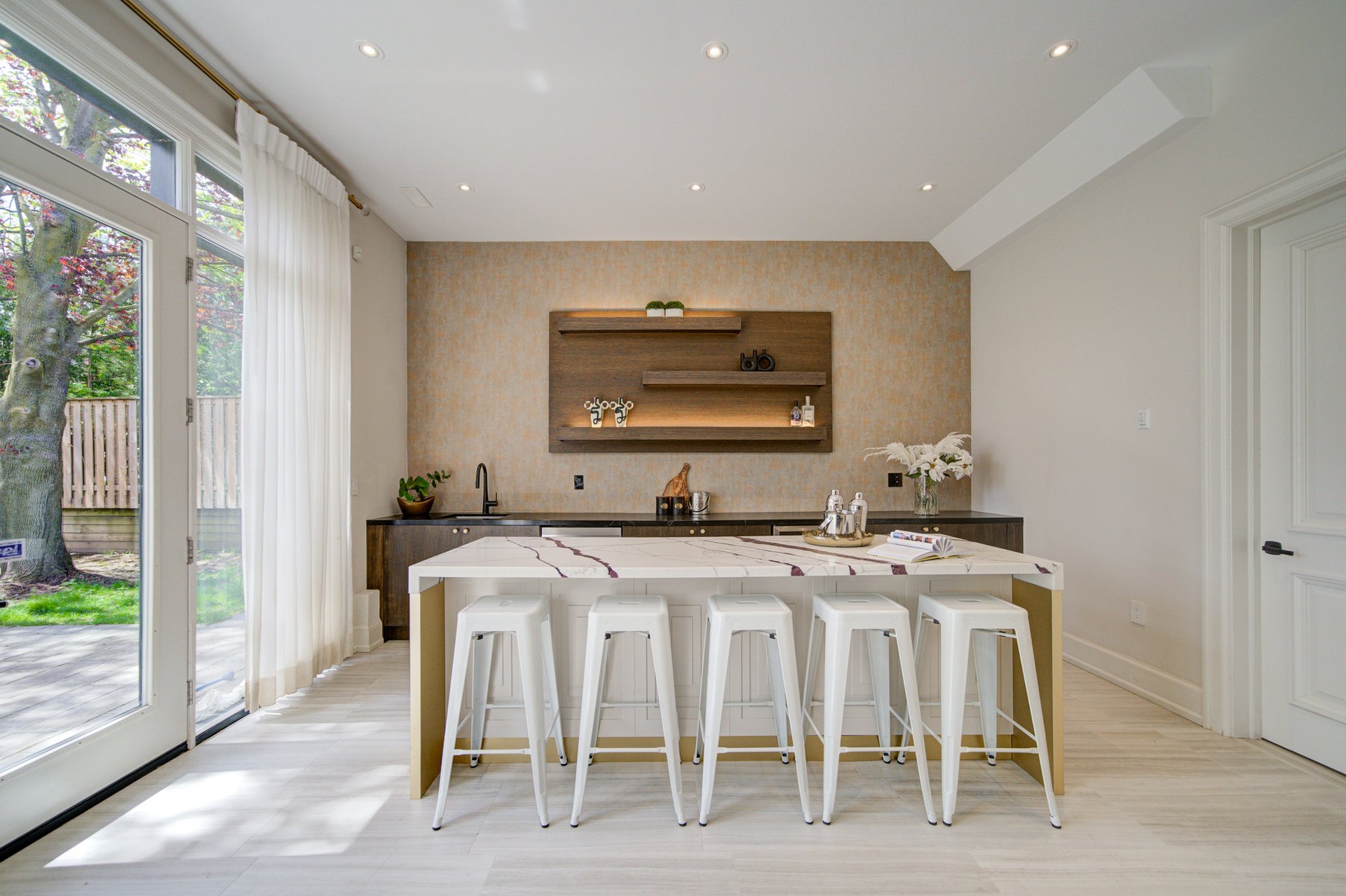 SOLD: Modern Sophistication