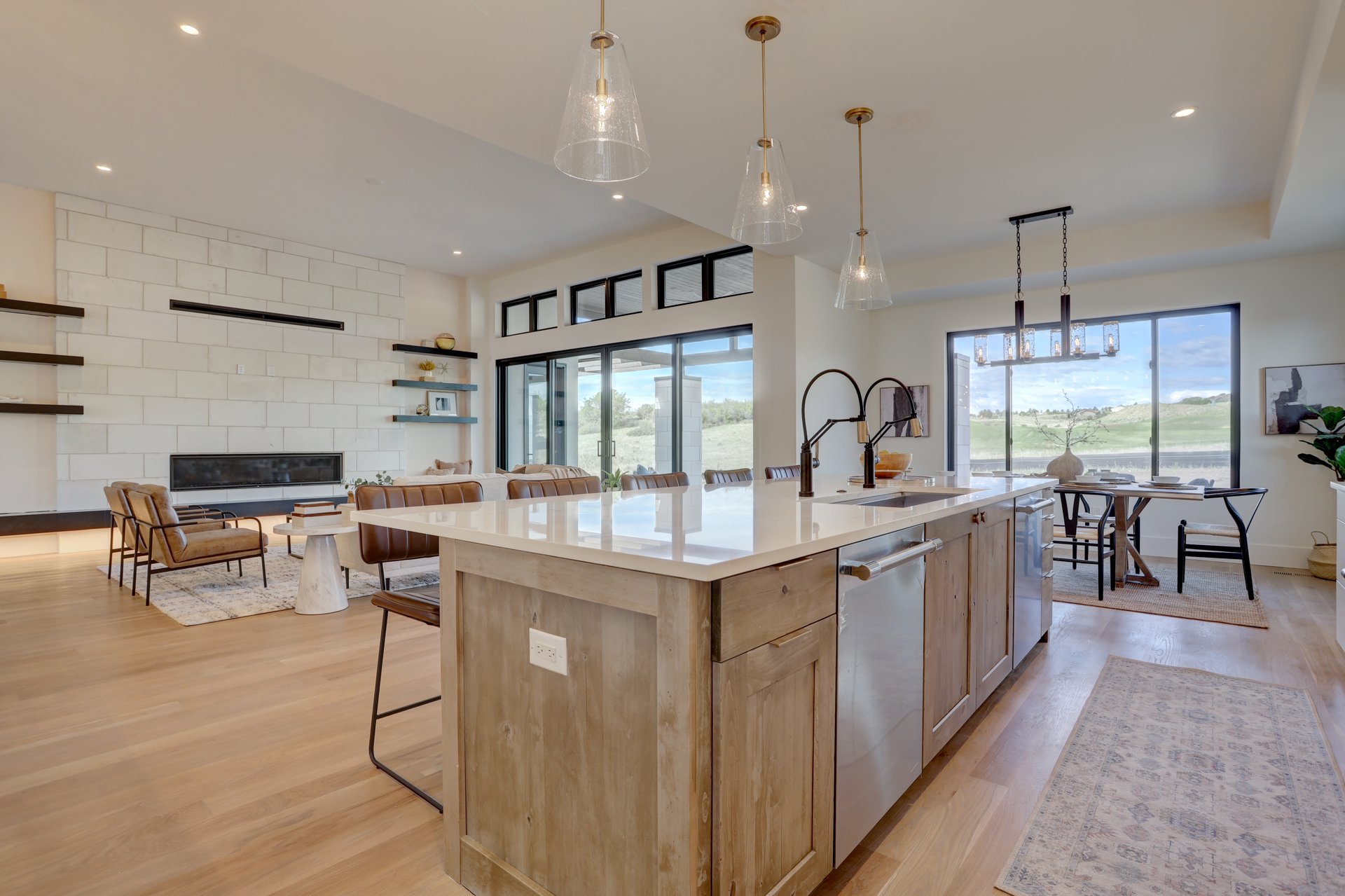  The Pradera Horizon House