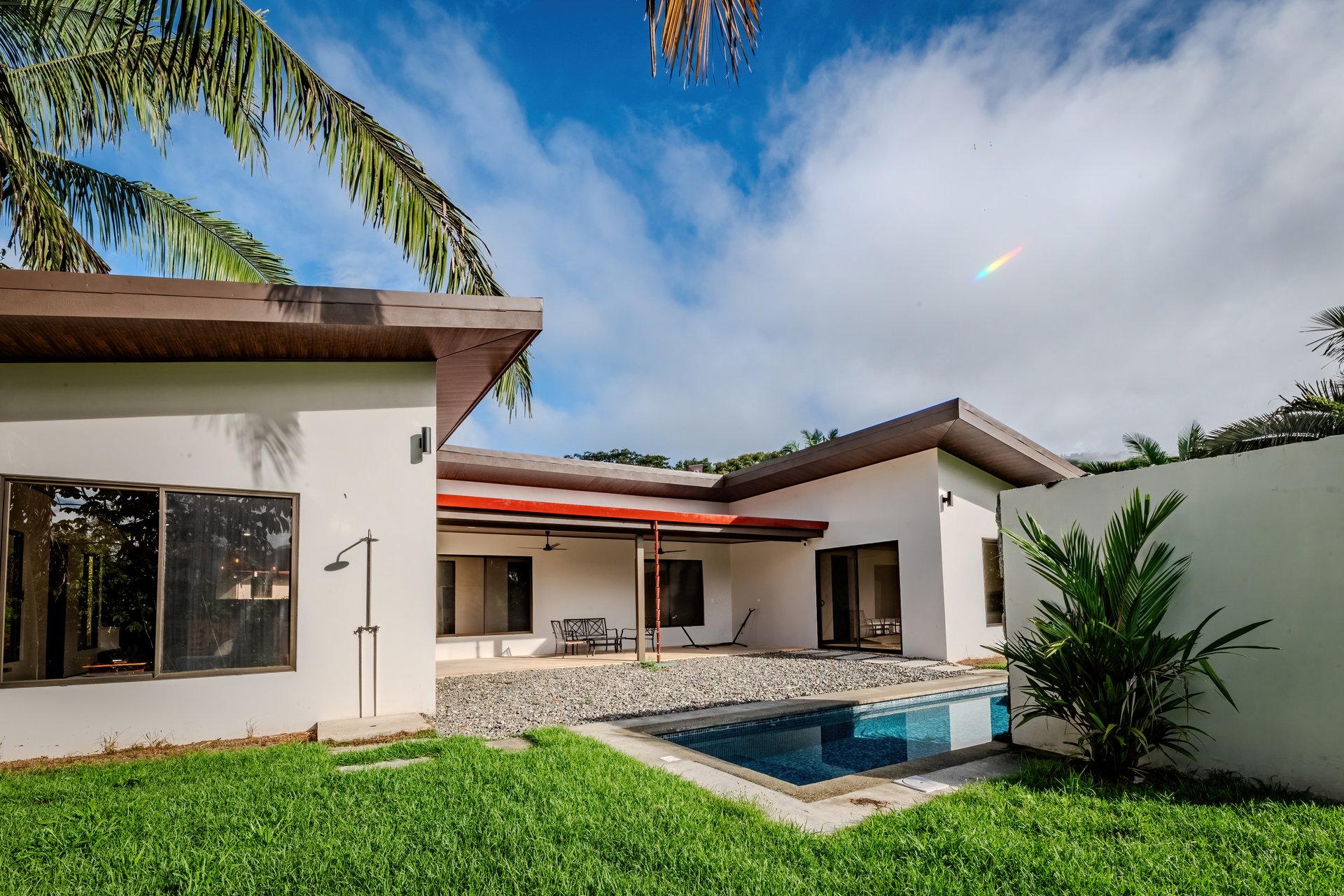Brand New 3 Br, 2.5 Ba | Swimming Pool, High Ceilings 
