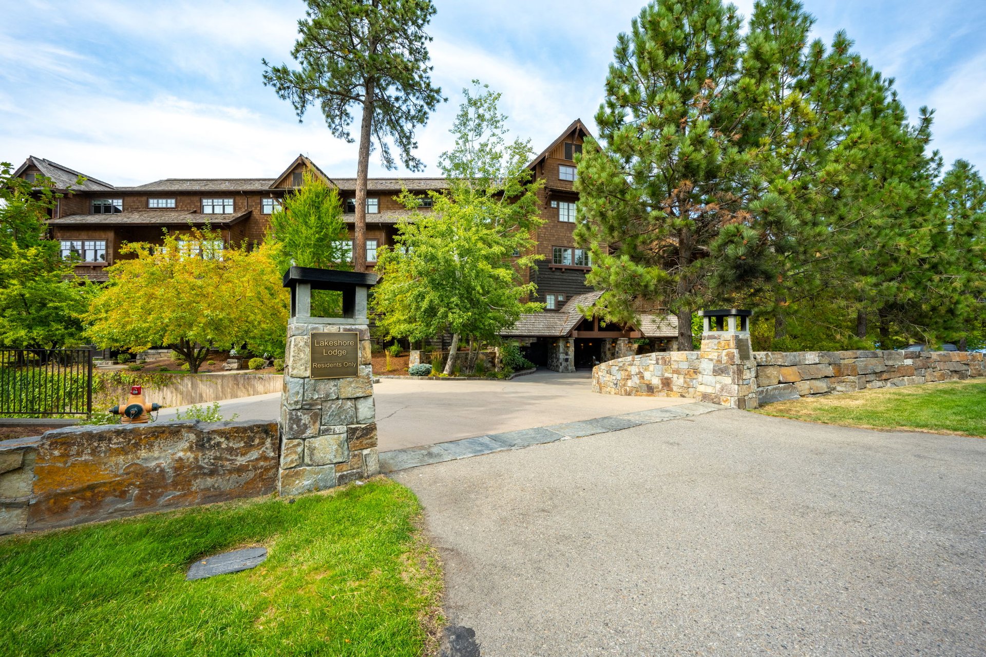 4757 S ARROW POINT DR #305, Harrison, ID 83833