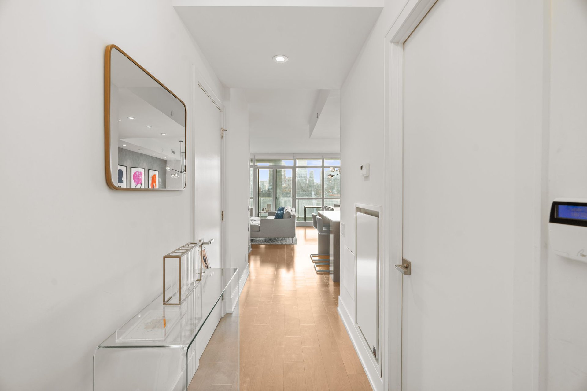 SOLD: Stunning And Chic