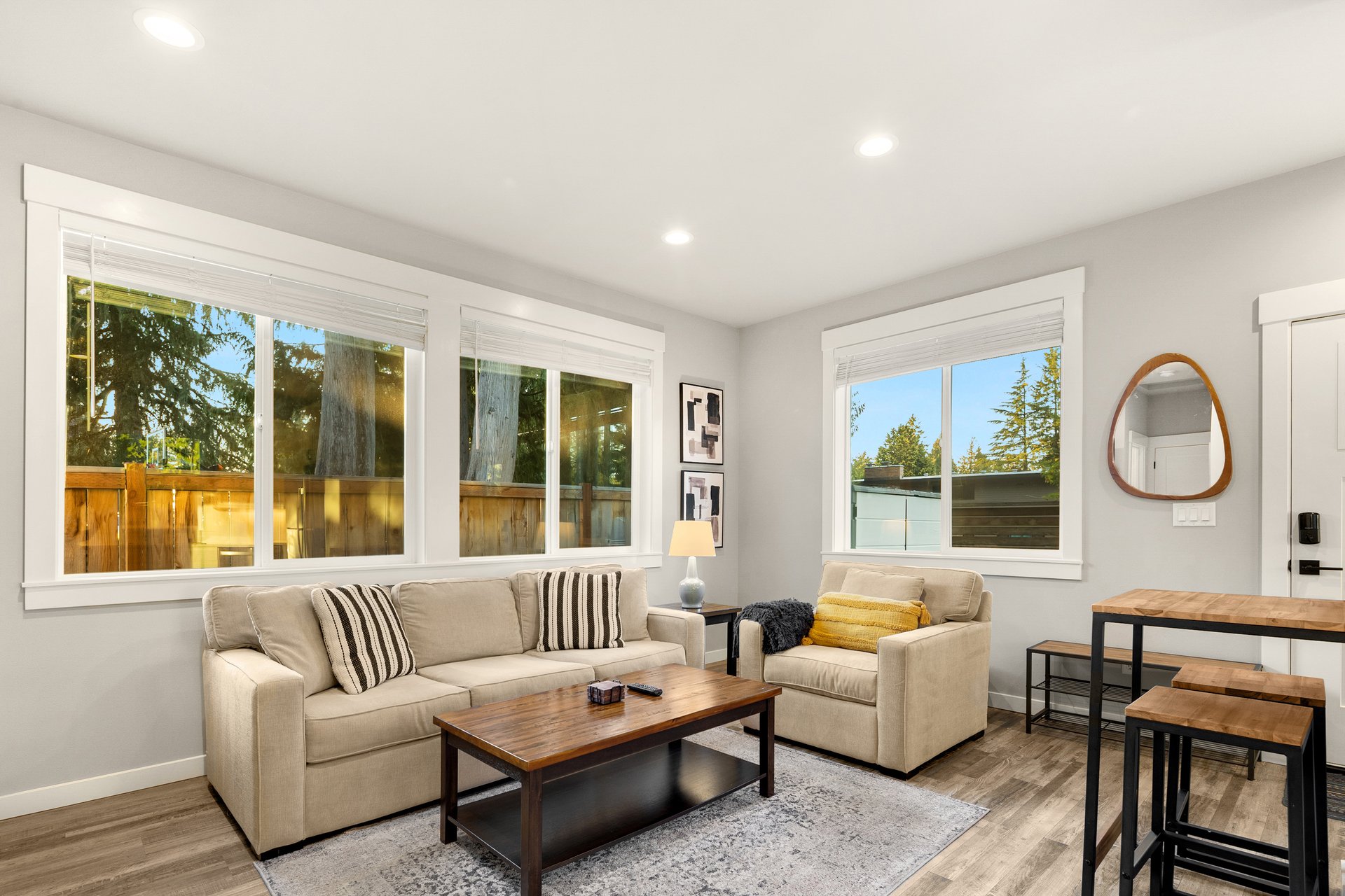 13005 NE 73rd Street Unit: 2