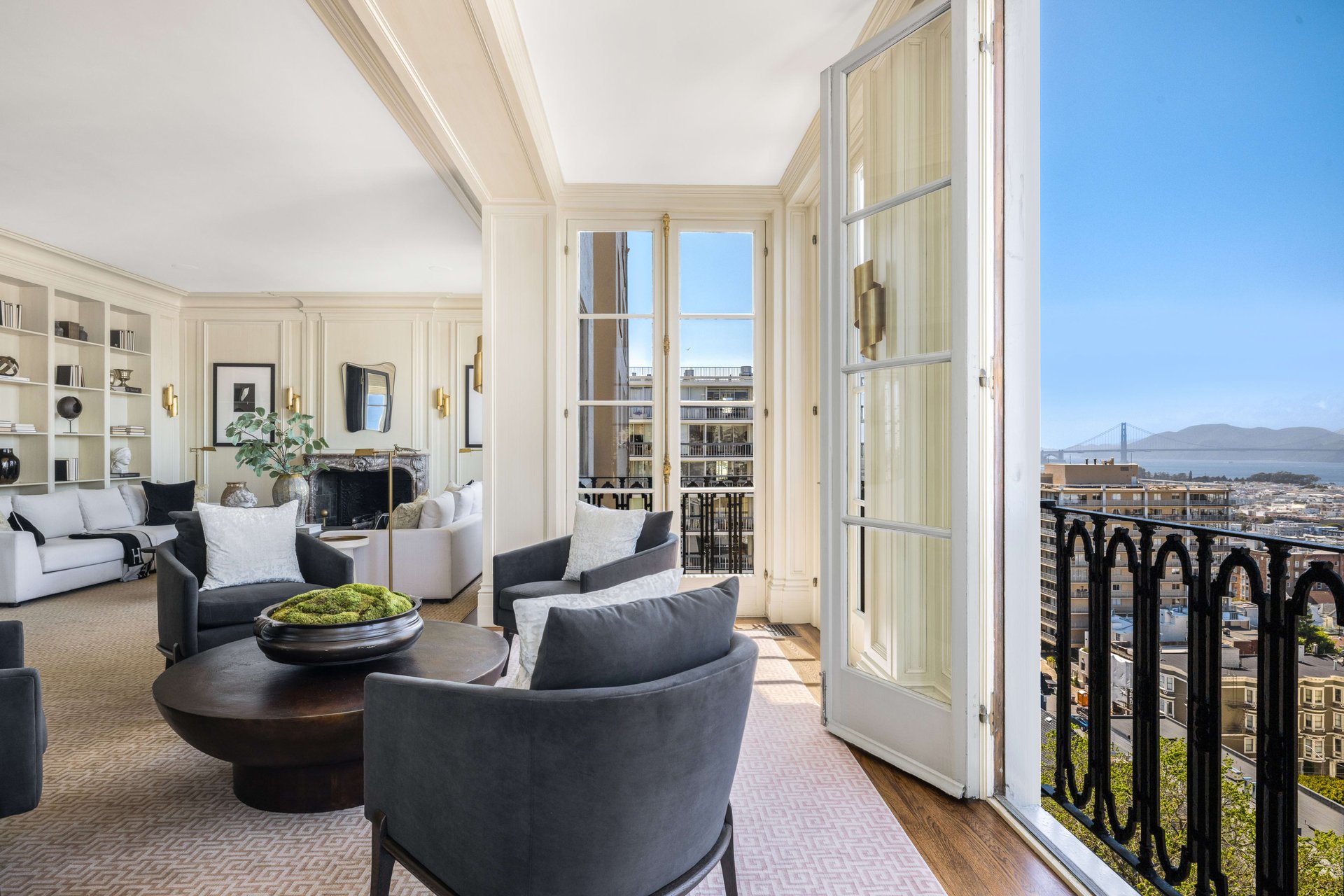 Grand Scale, Pre-War Apartment with North Bay Views