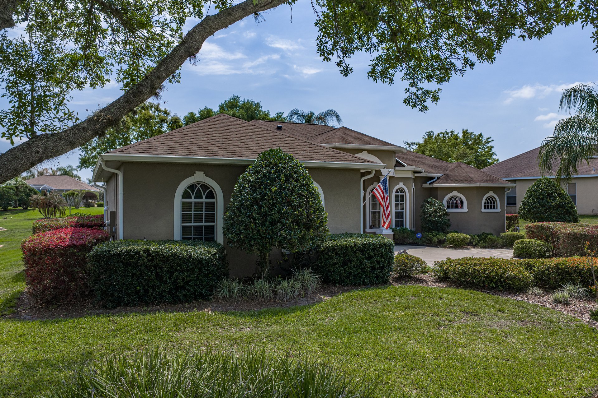 13304 THOROUGHBRED DR
