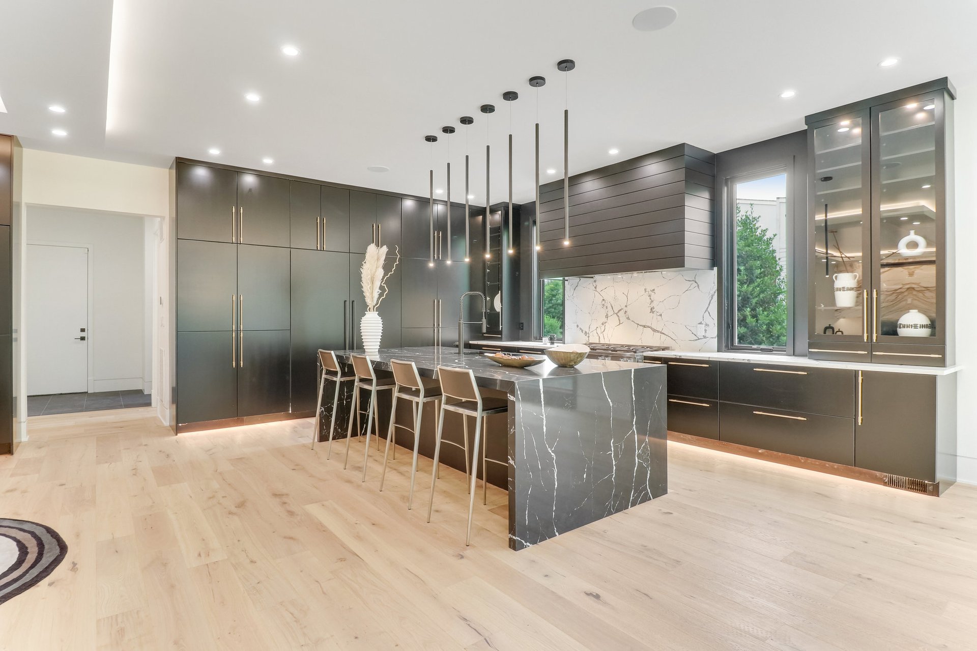 	  	1138 Basil Rd, Mclean, VA 22101