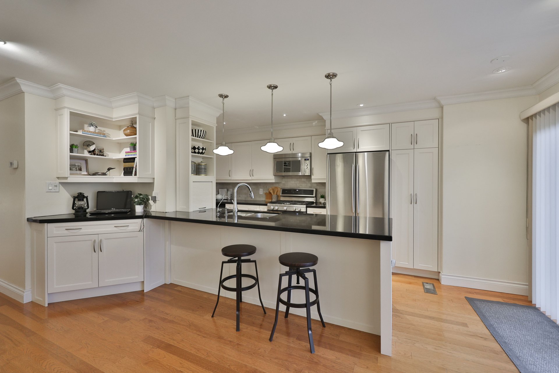 86 Forsythe Street, Oakville