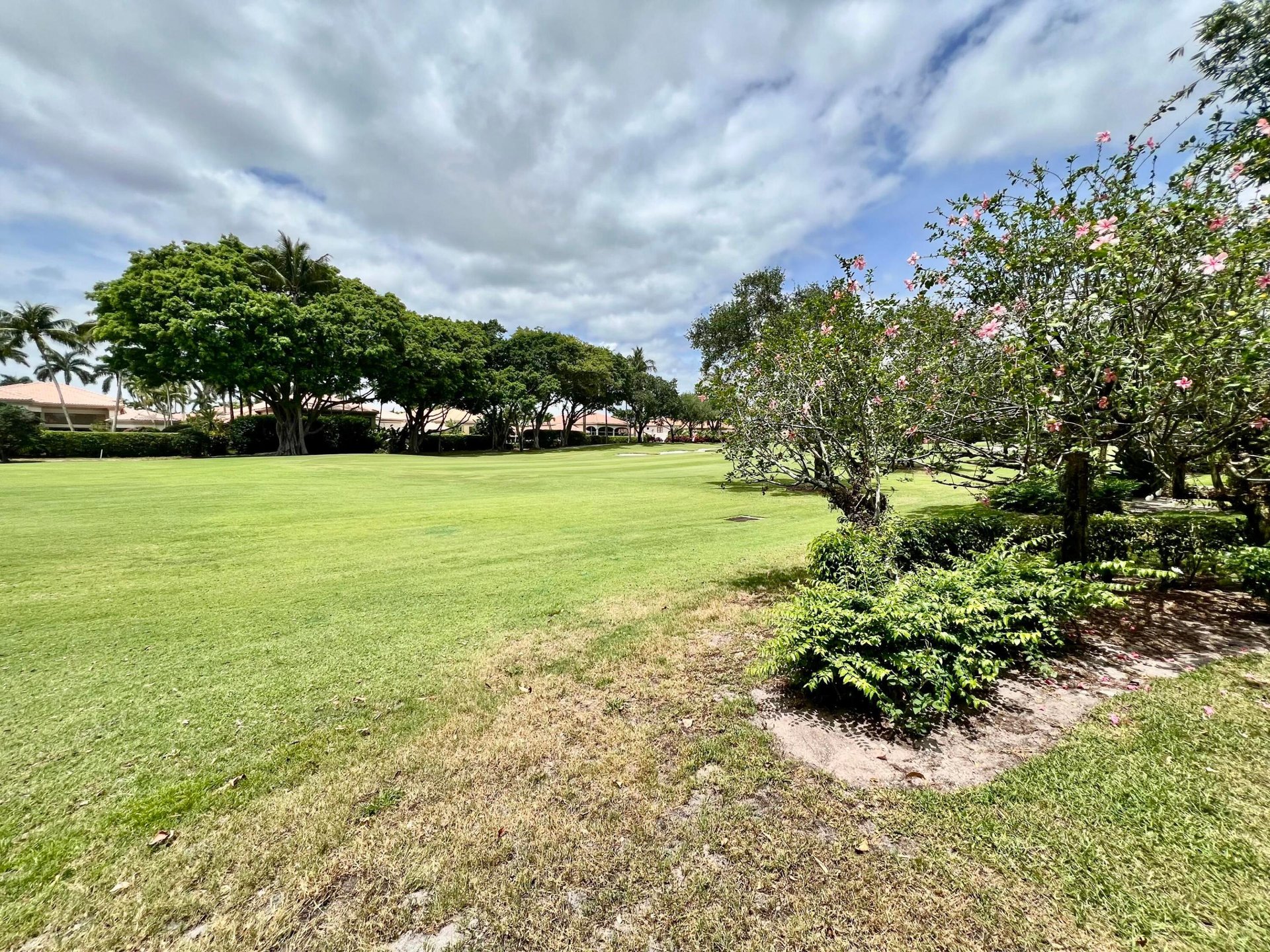 2431 NW 59th St 404