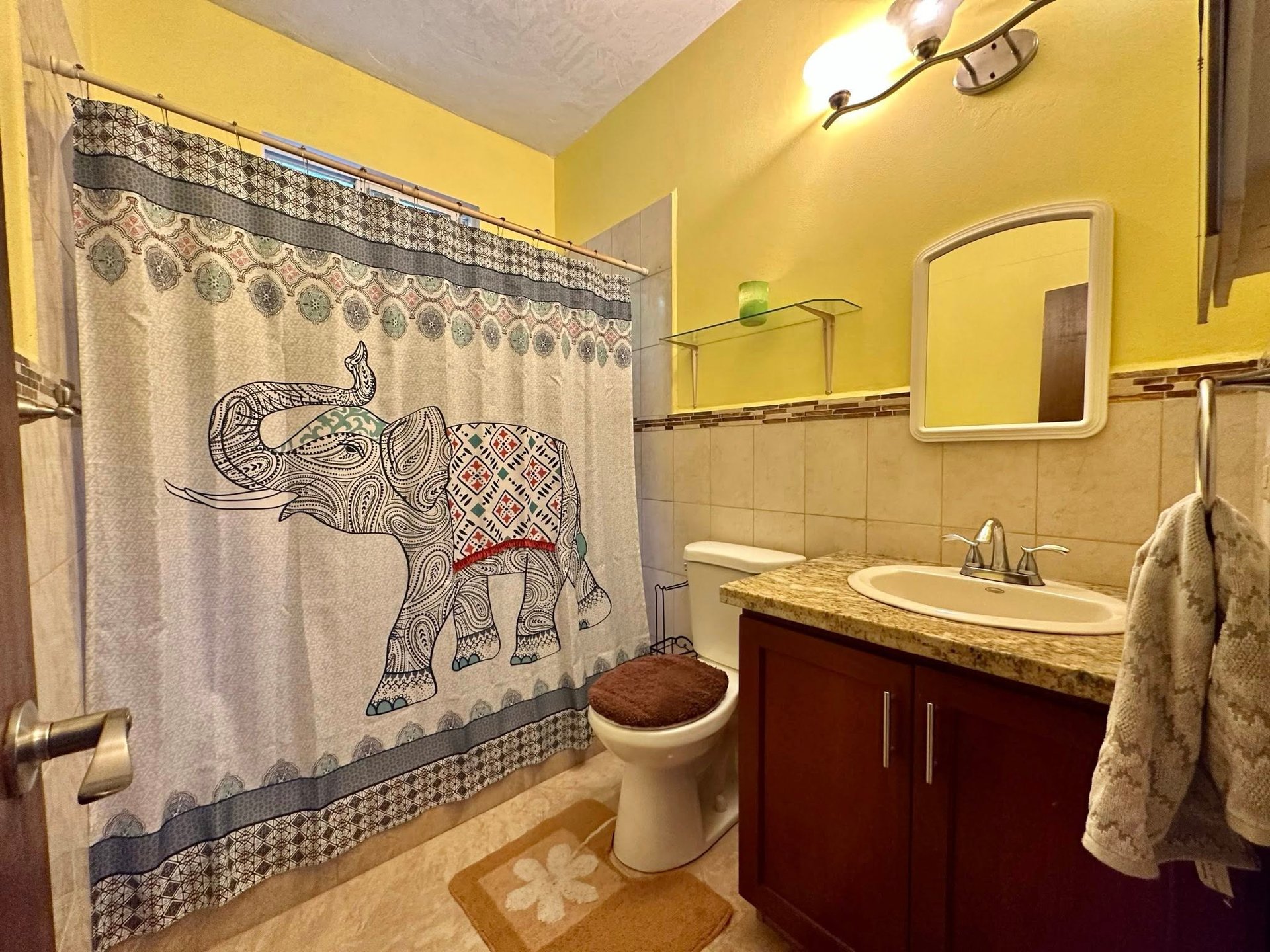 1047 Carrot Bay 3 Bedroom Apartment