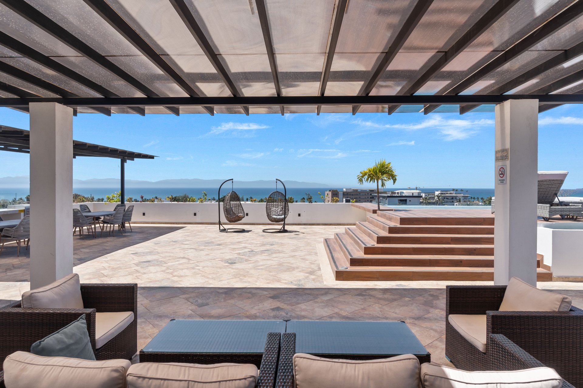 FOR RENT ✨ Modern Bucerías Getaway | Golden Zone | Walk to Beach | Pool ✨