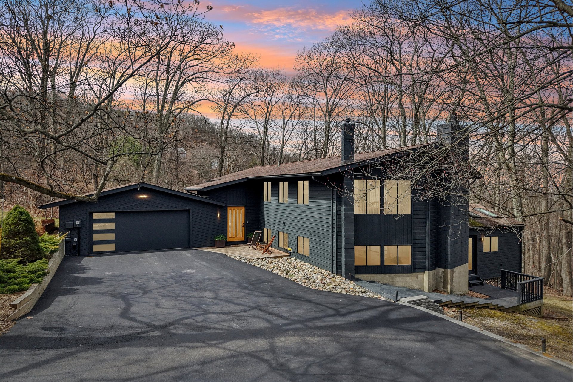 Cornwall Contemporary Wooded Retreat