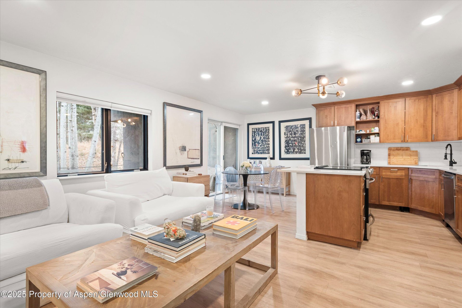  425 Park Circ, #A2