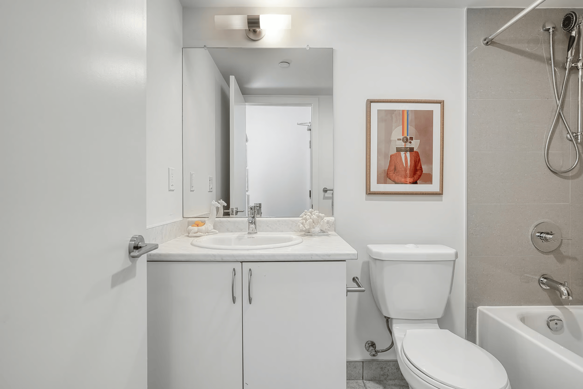 8 Trent Ave #1105