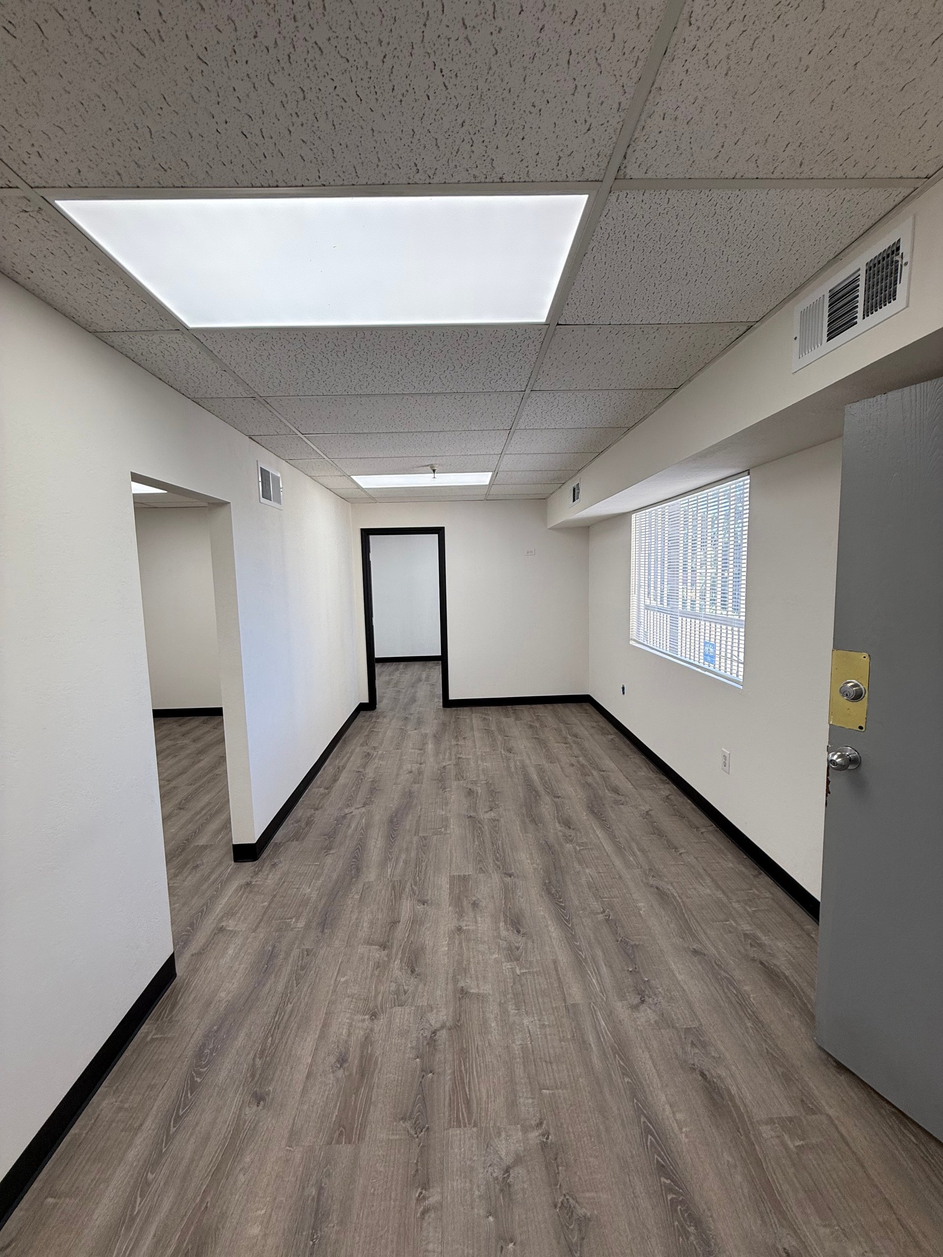 7227 Broadway