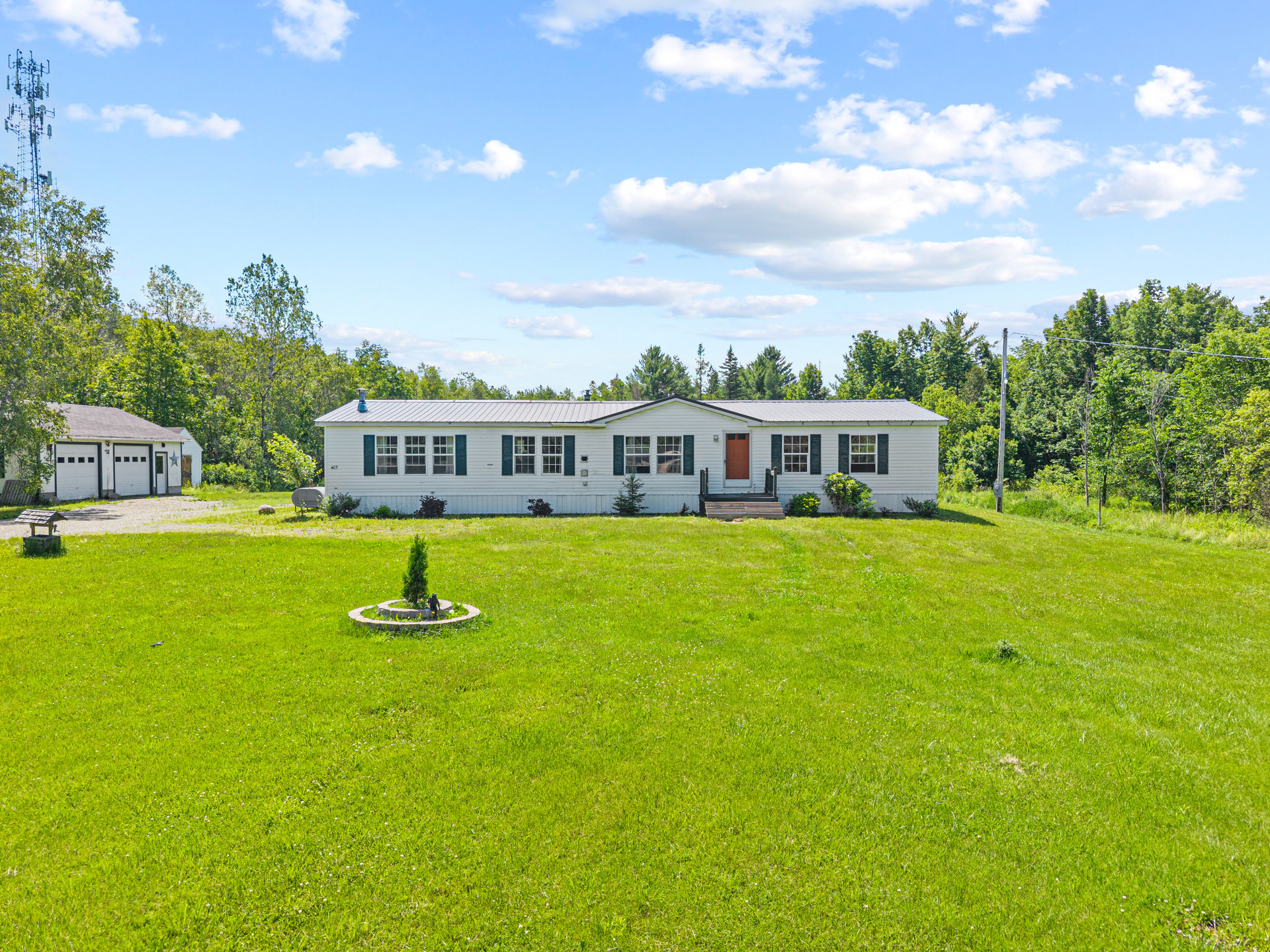 405 E Road