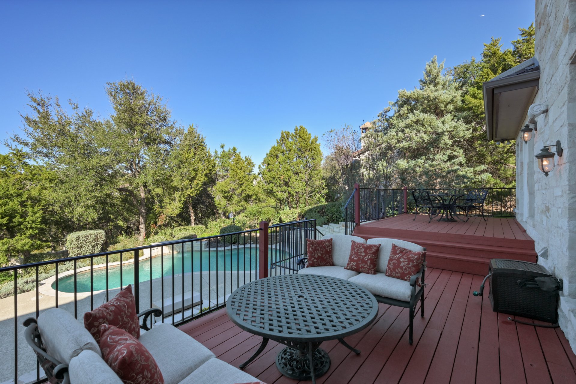3322 Far View Drive