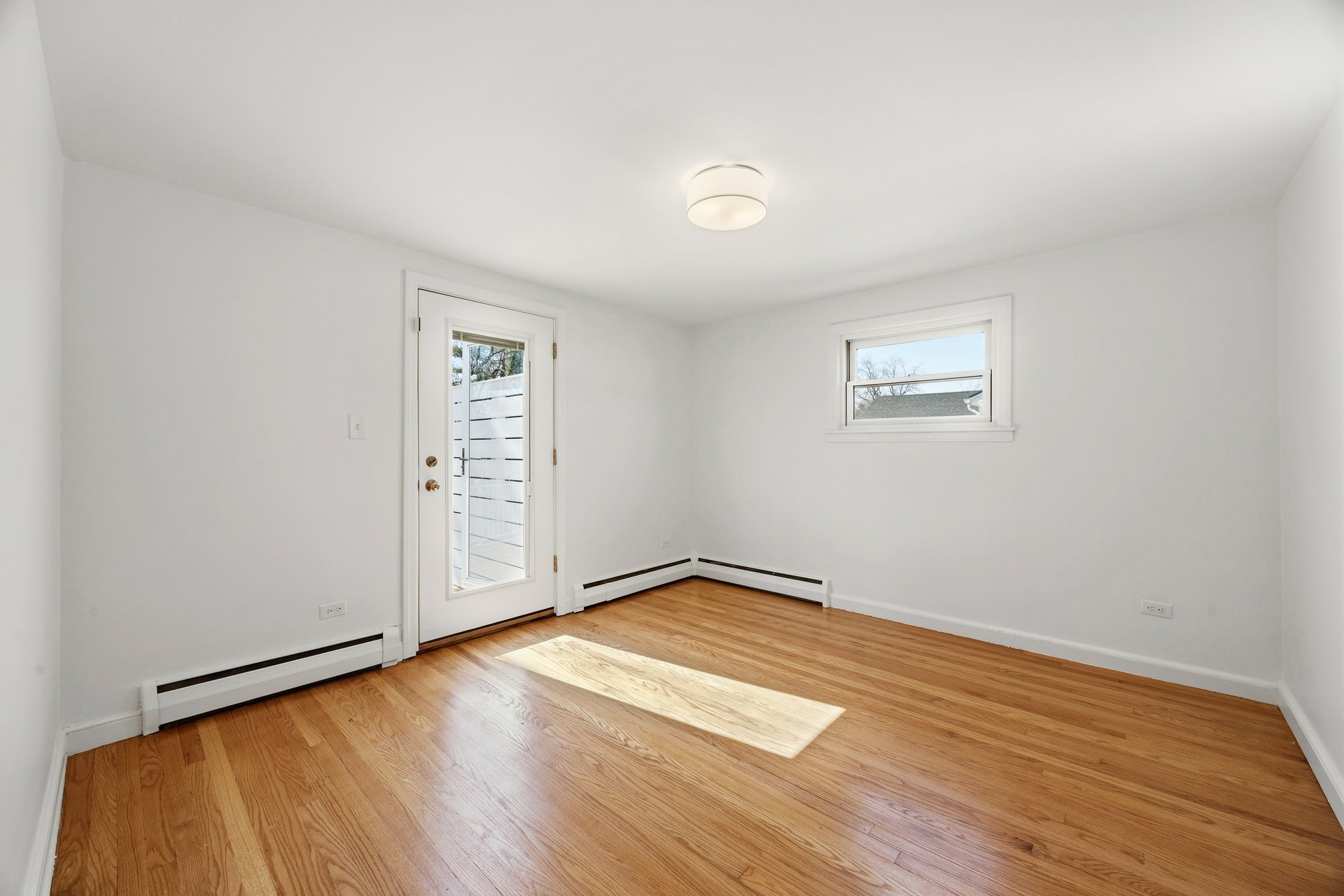 10 Meadowbrook Lane