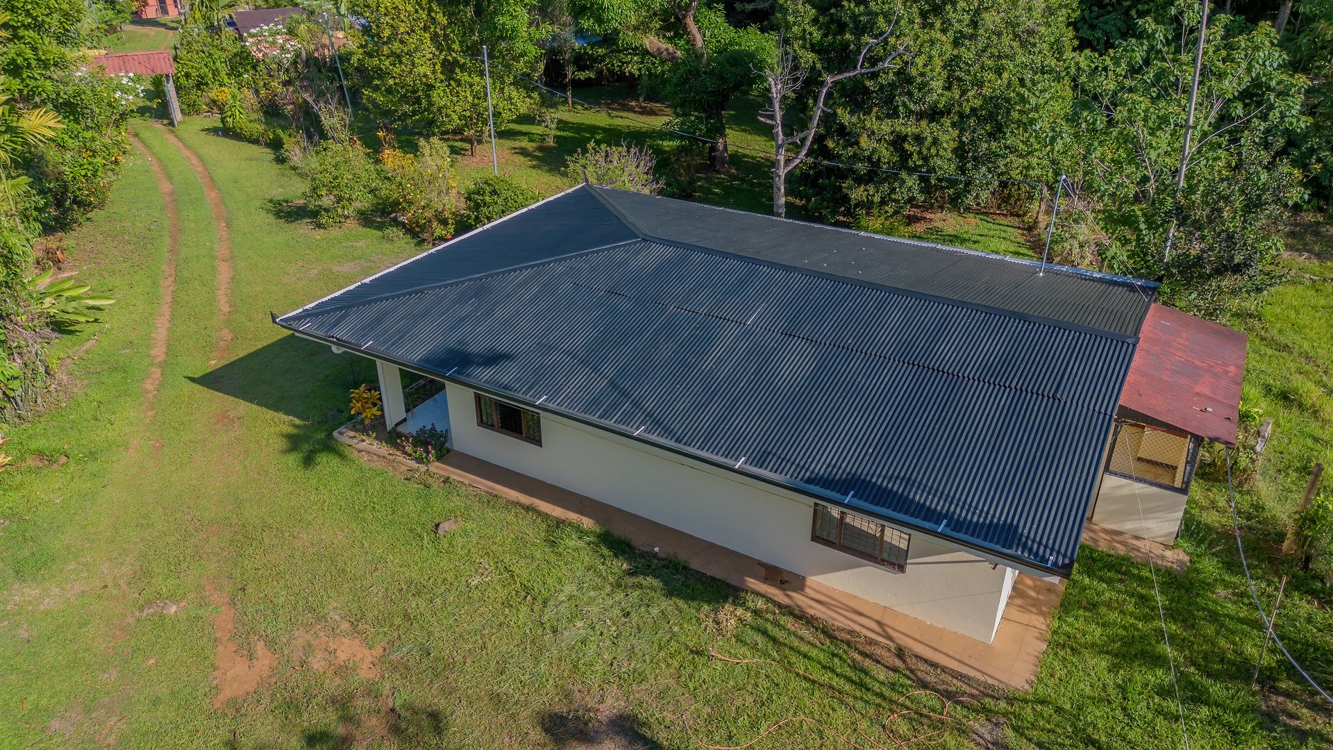 Vista Serena, beautiful House surrounded by nature in Villa Nueva de Quepos