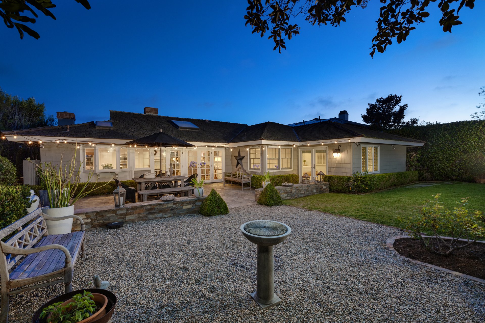  877 Sandcastle Drive