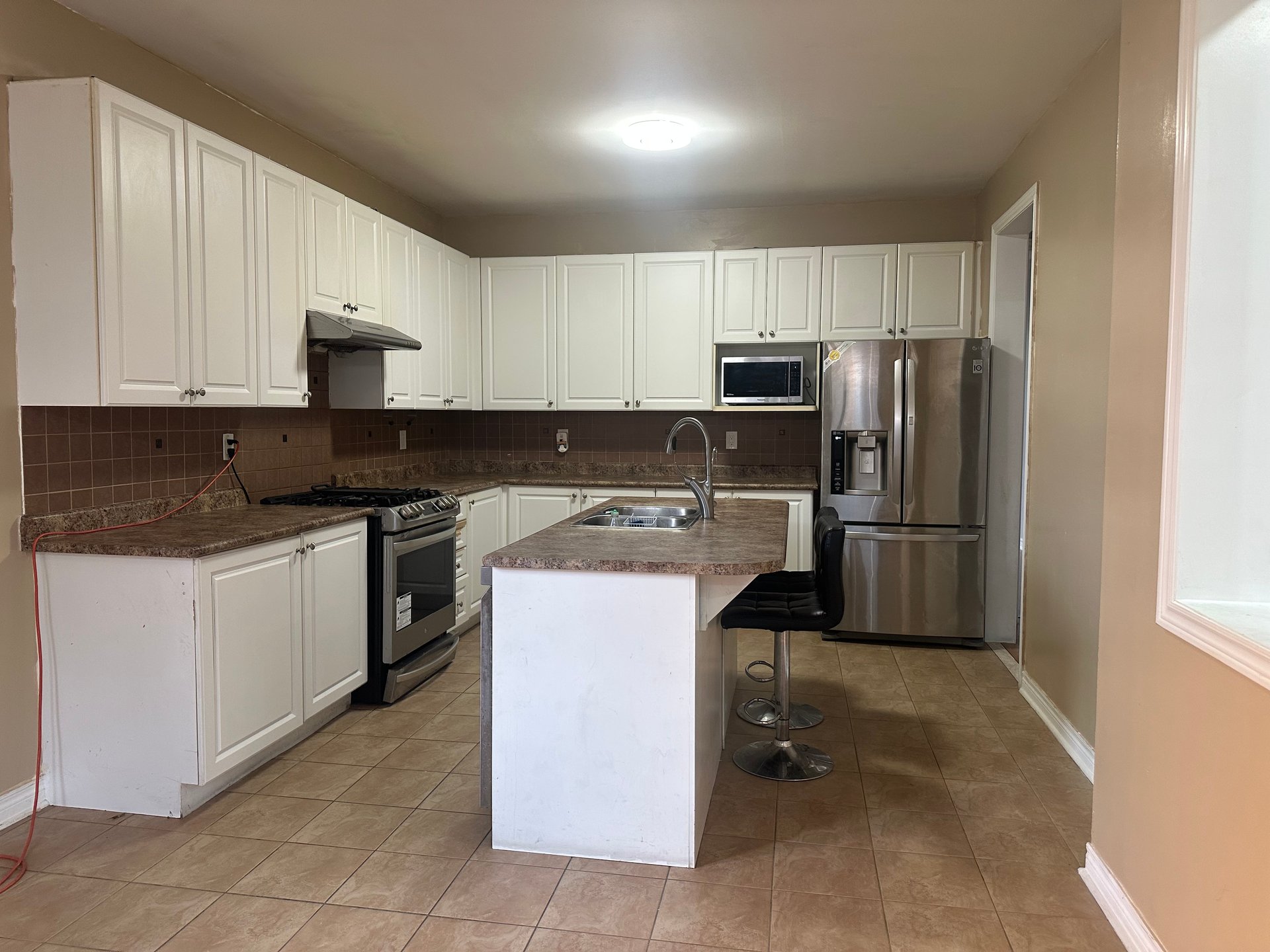 12 Whitepoppy Drive