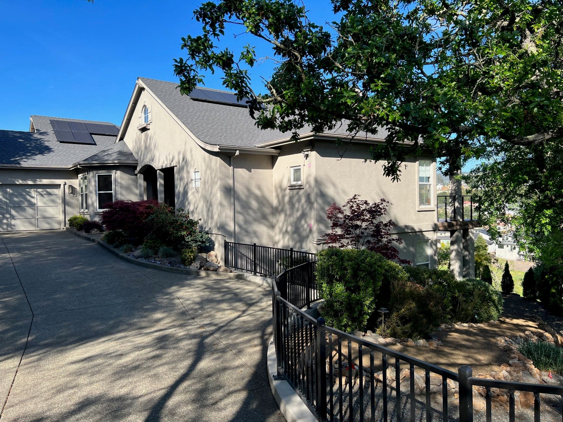 Property with Sweeping Views