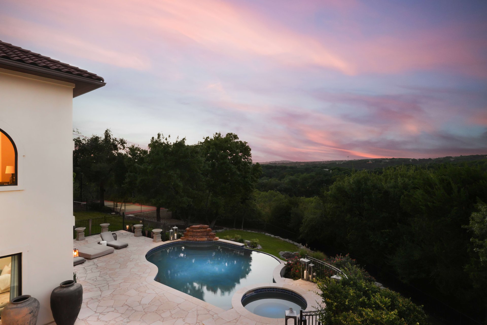 916 Barton Creek Blvd