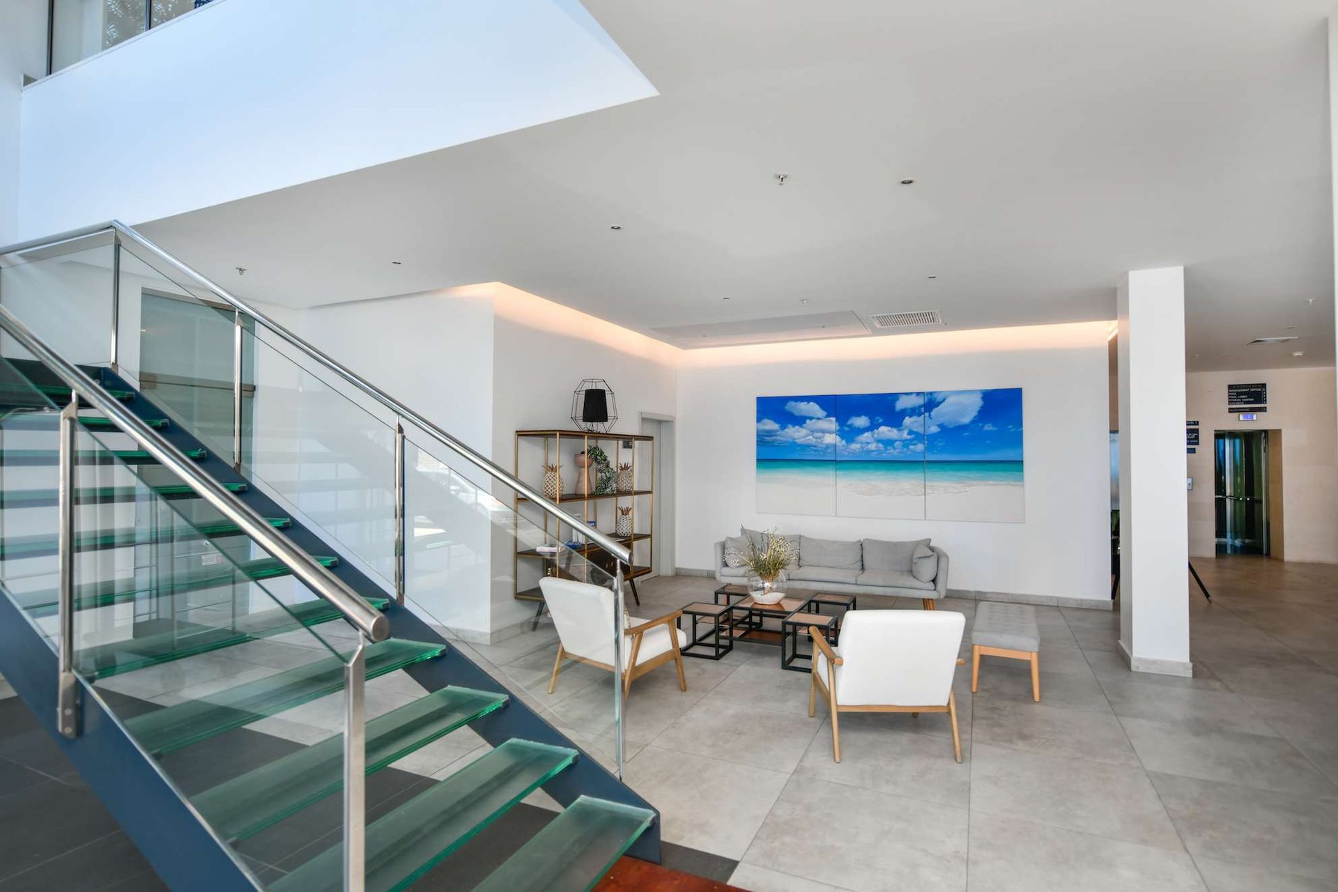 Harbour House 602 S