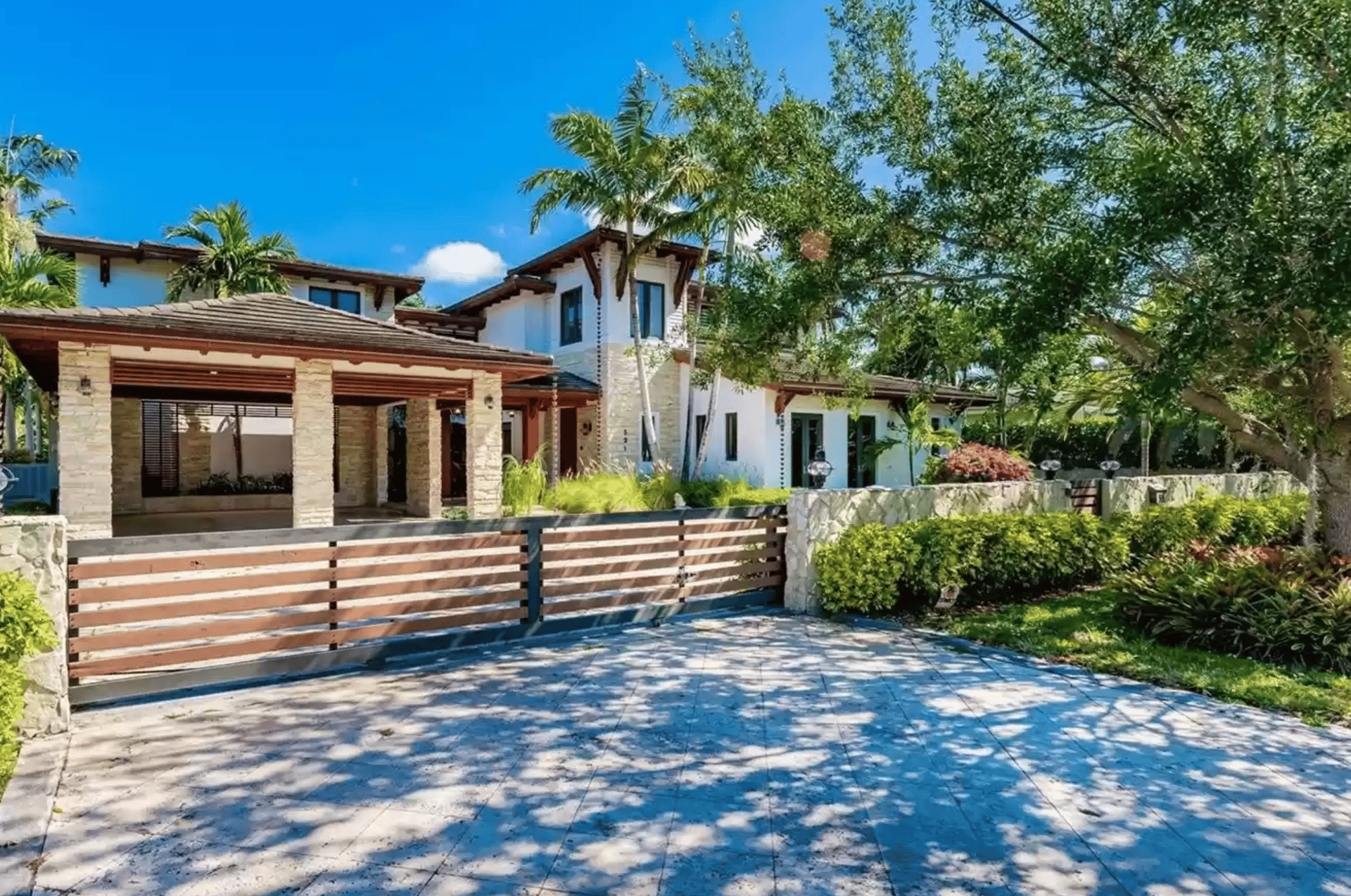 521 Vilabella Avenue