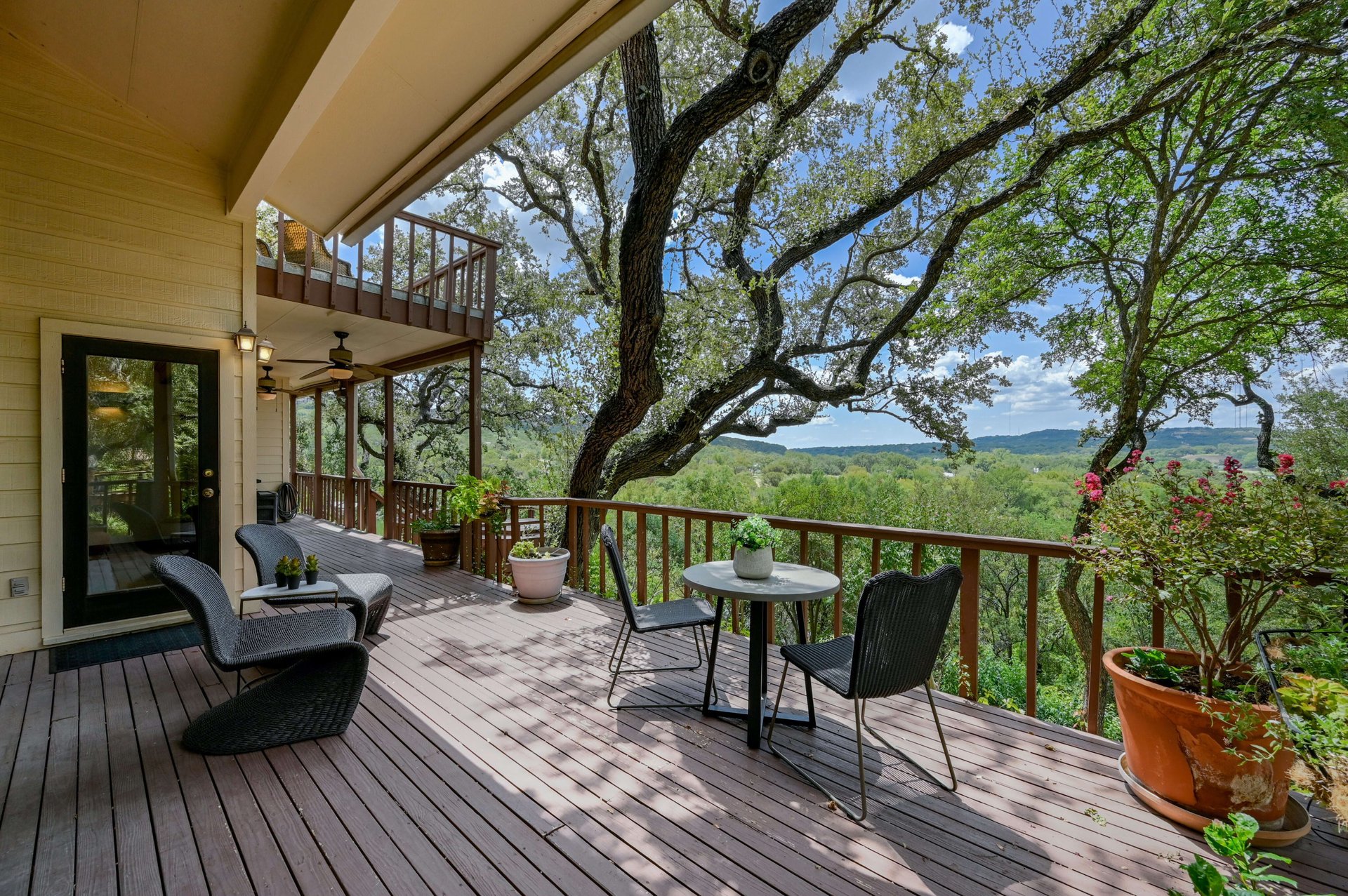 5711 Sam Houston Cir