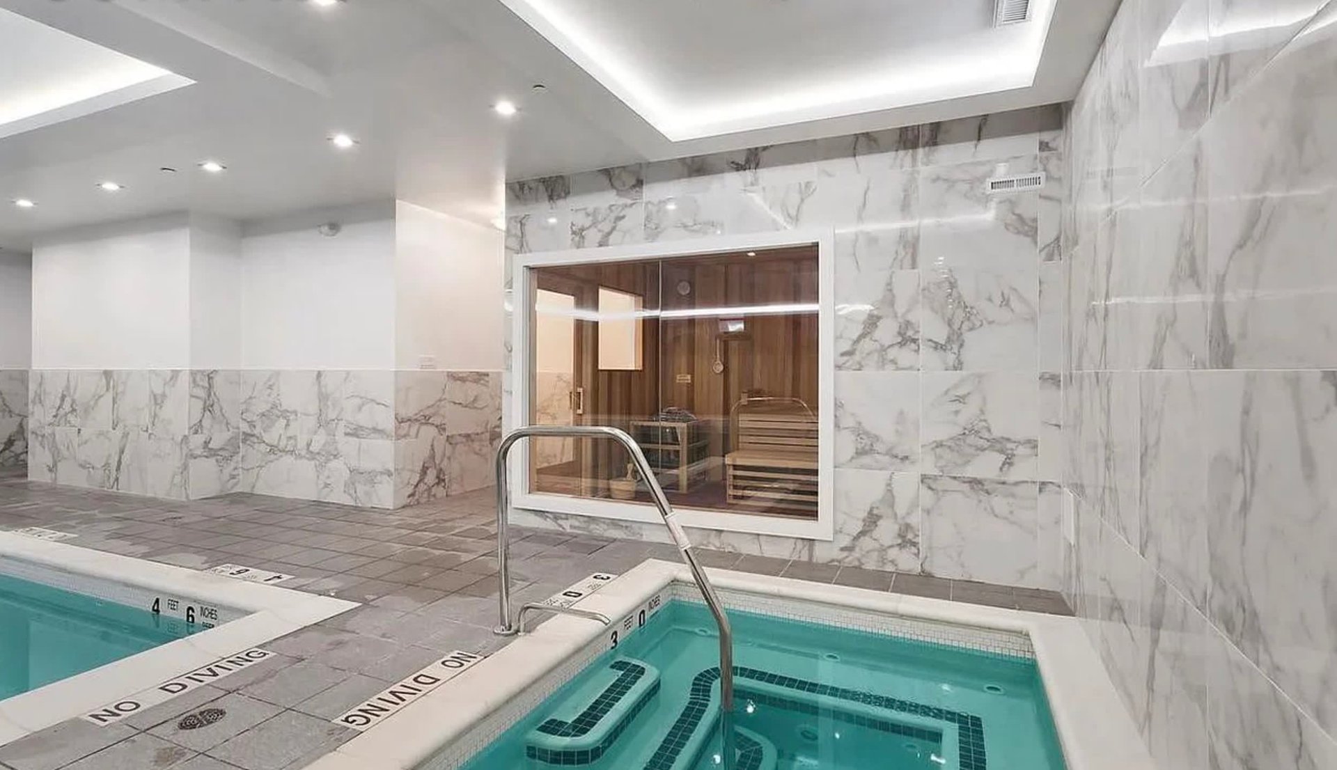 Lighthouse Condominium & Spa