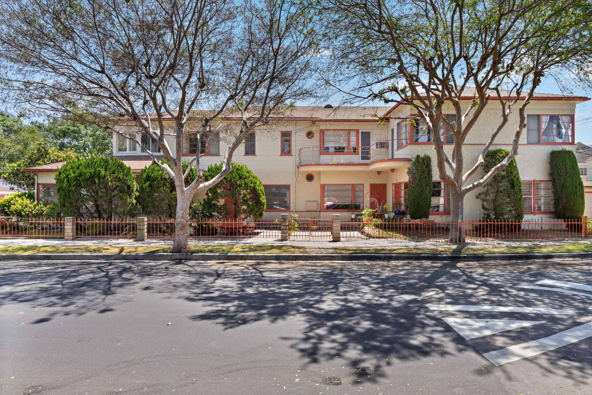 6120 Packard Street, South Carthay
