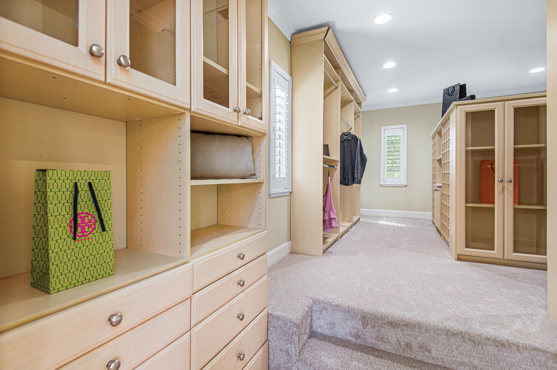 2112 Laguna Creek Lane