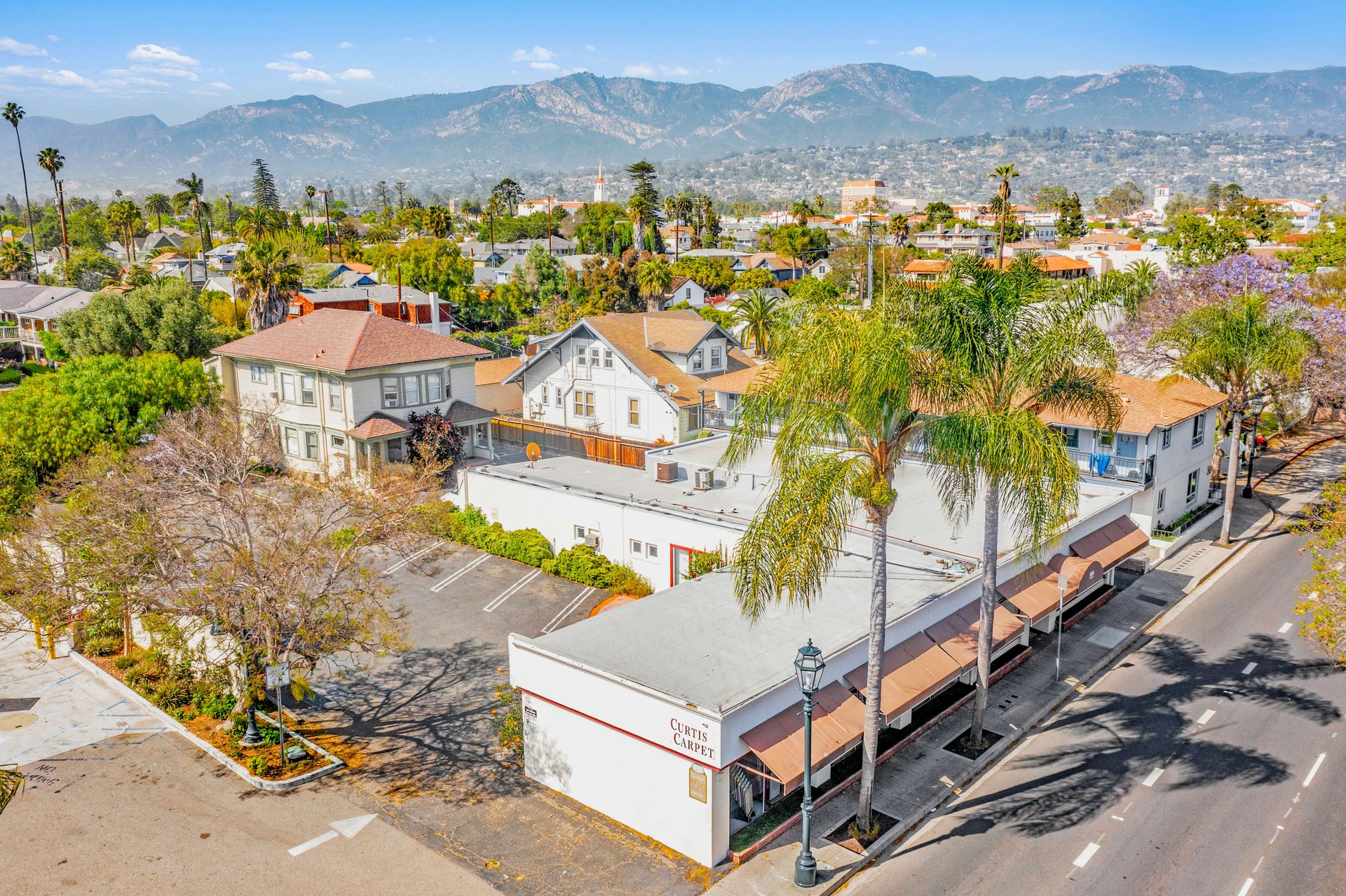 320 W Carrillo Street