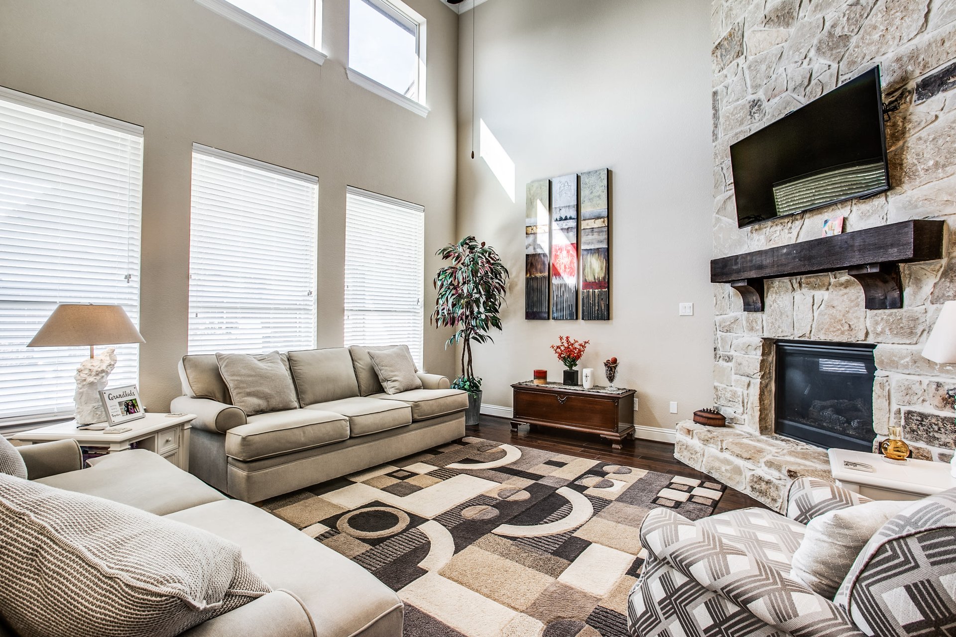 2748 Enfield Drive