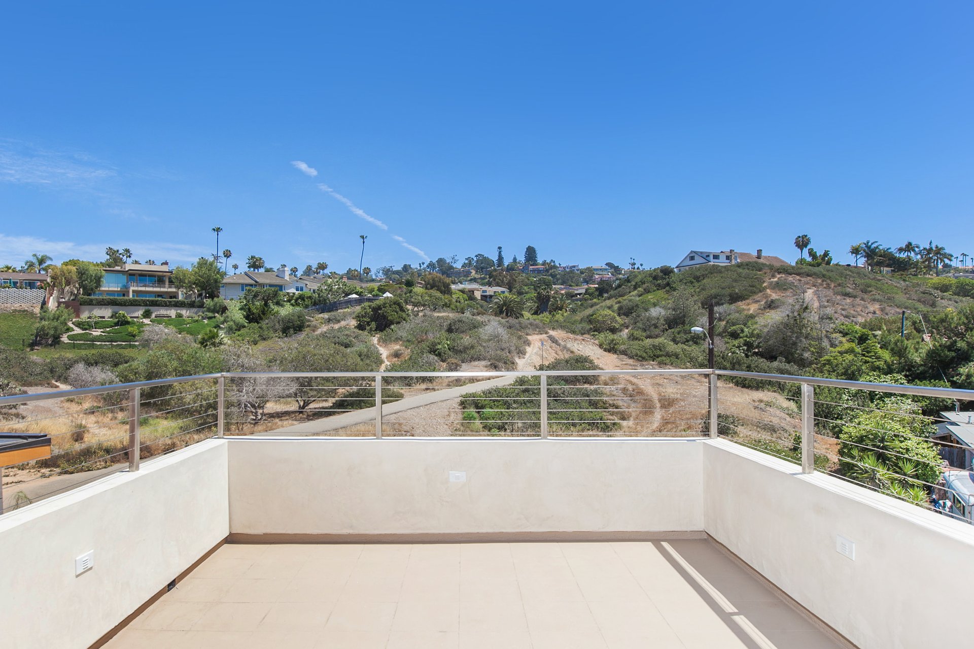 New Ocean-View Living