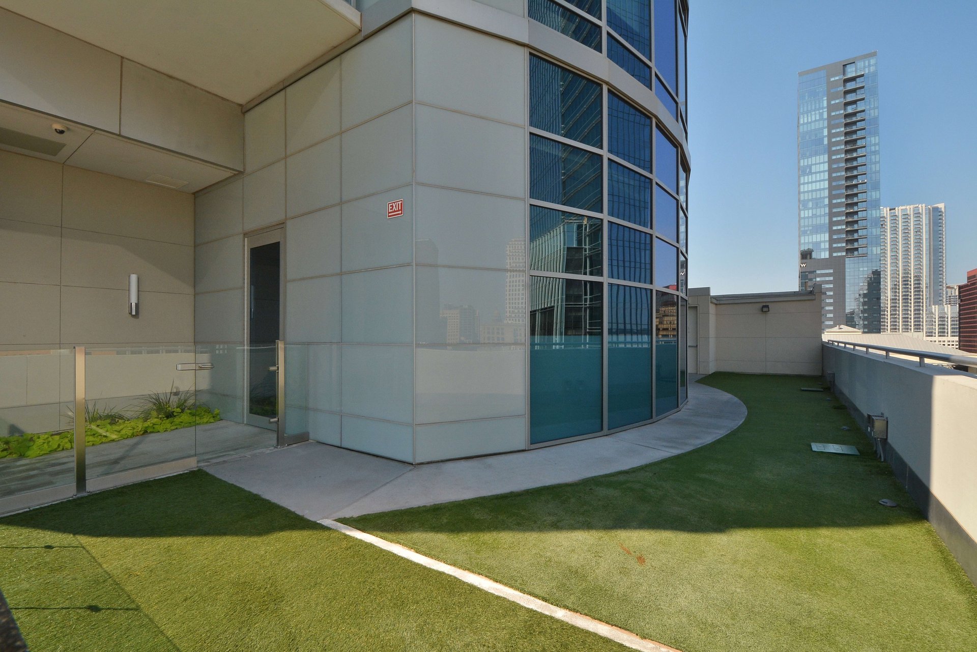 200 Congress Ave #44J