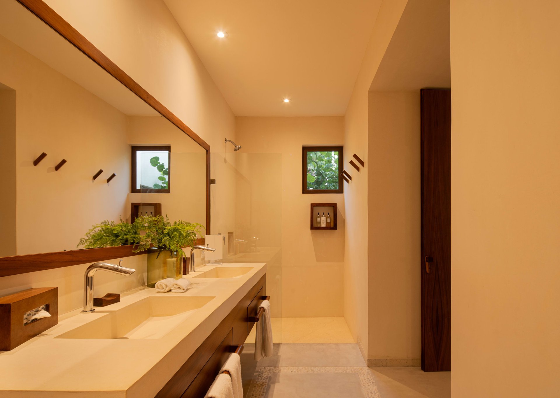 Marea Beachfront Villa G31