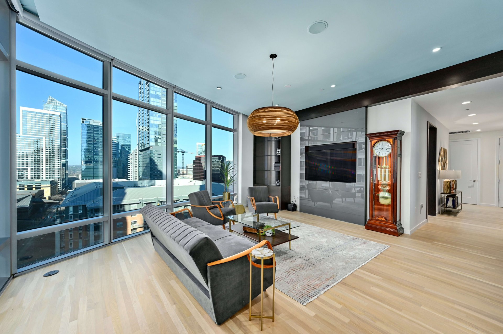200 Congress Ave Unit: 12AC