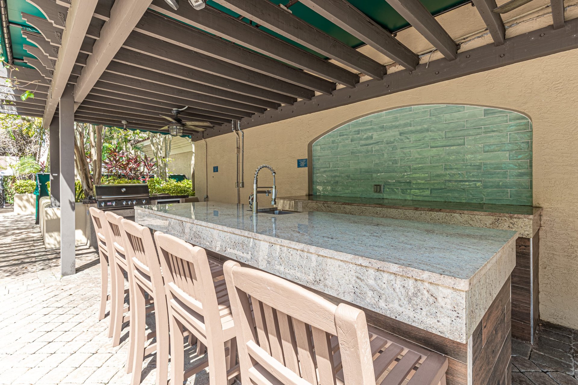 520 SE 5th Ave Unit: 2302
