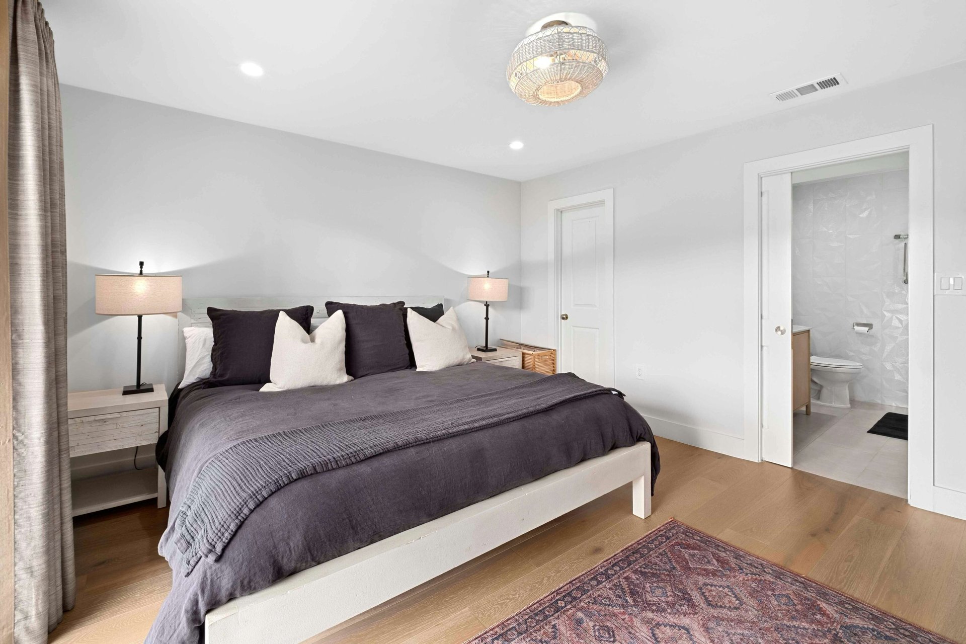 1821 Westlake Drive #105