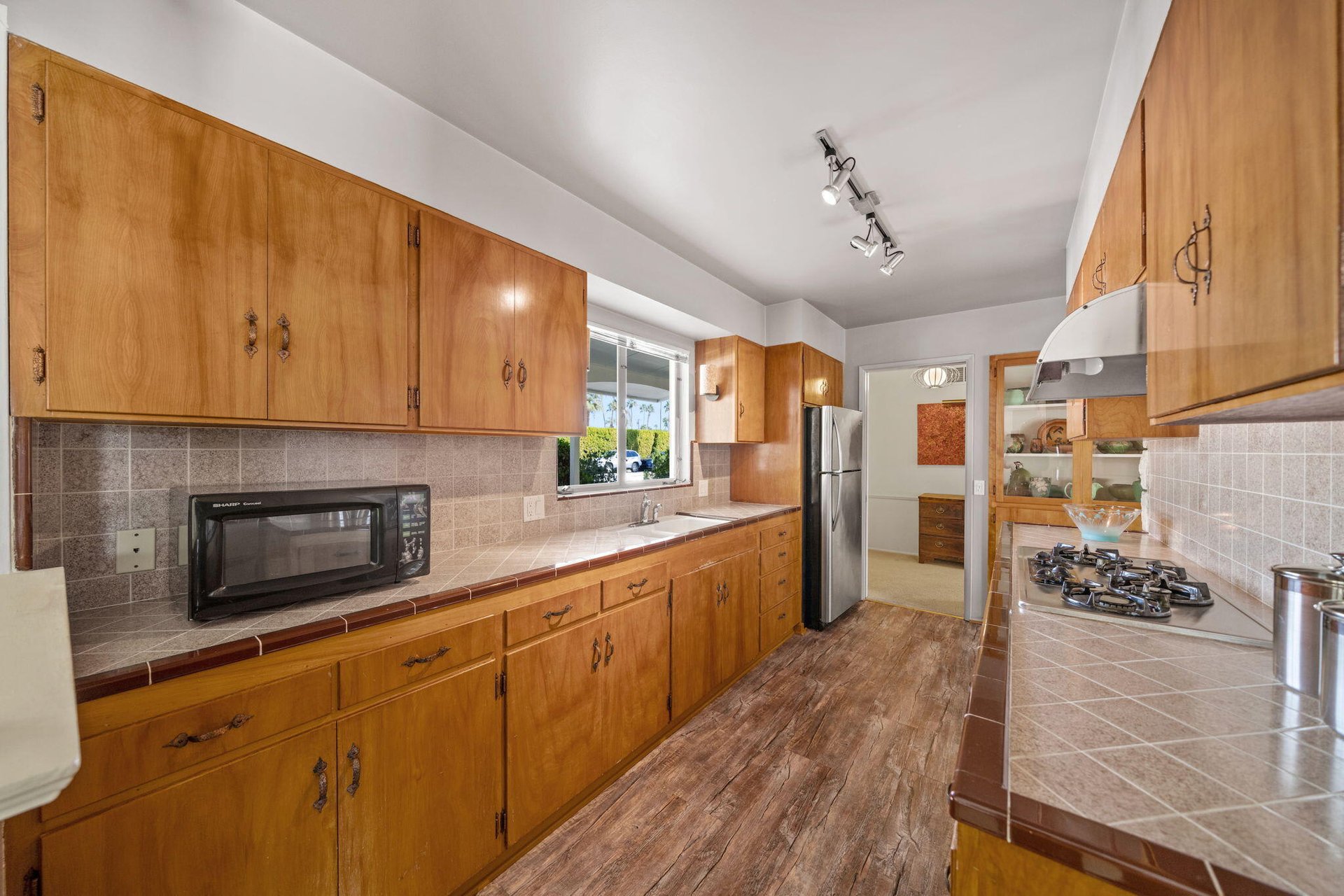 1061 Olive Way