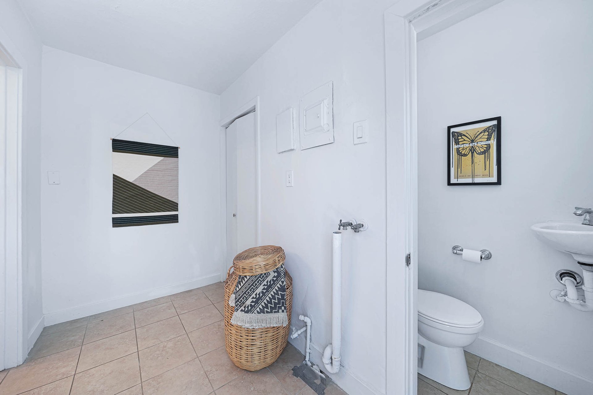 Light & Bright East Coast Traditional Home with Exterior Office & Bonus $2400/mos Rental Unit Above Garage -  in coveted Miracle Mile South!