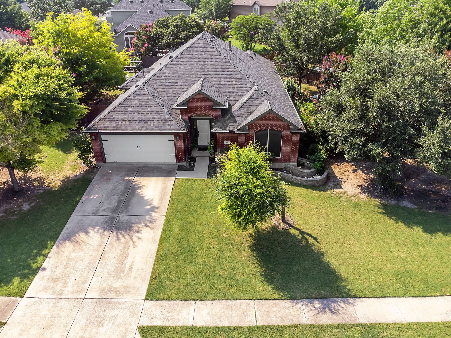 352 Sweet Gum