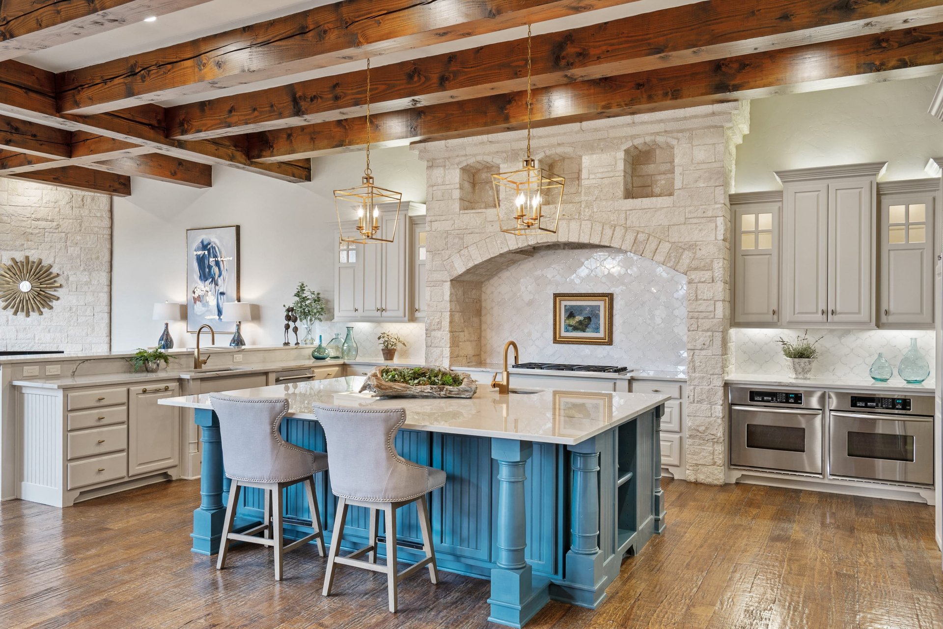 Stunning Starwood Estate