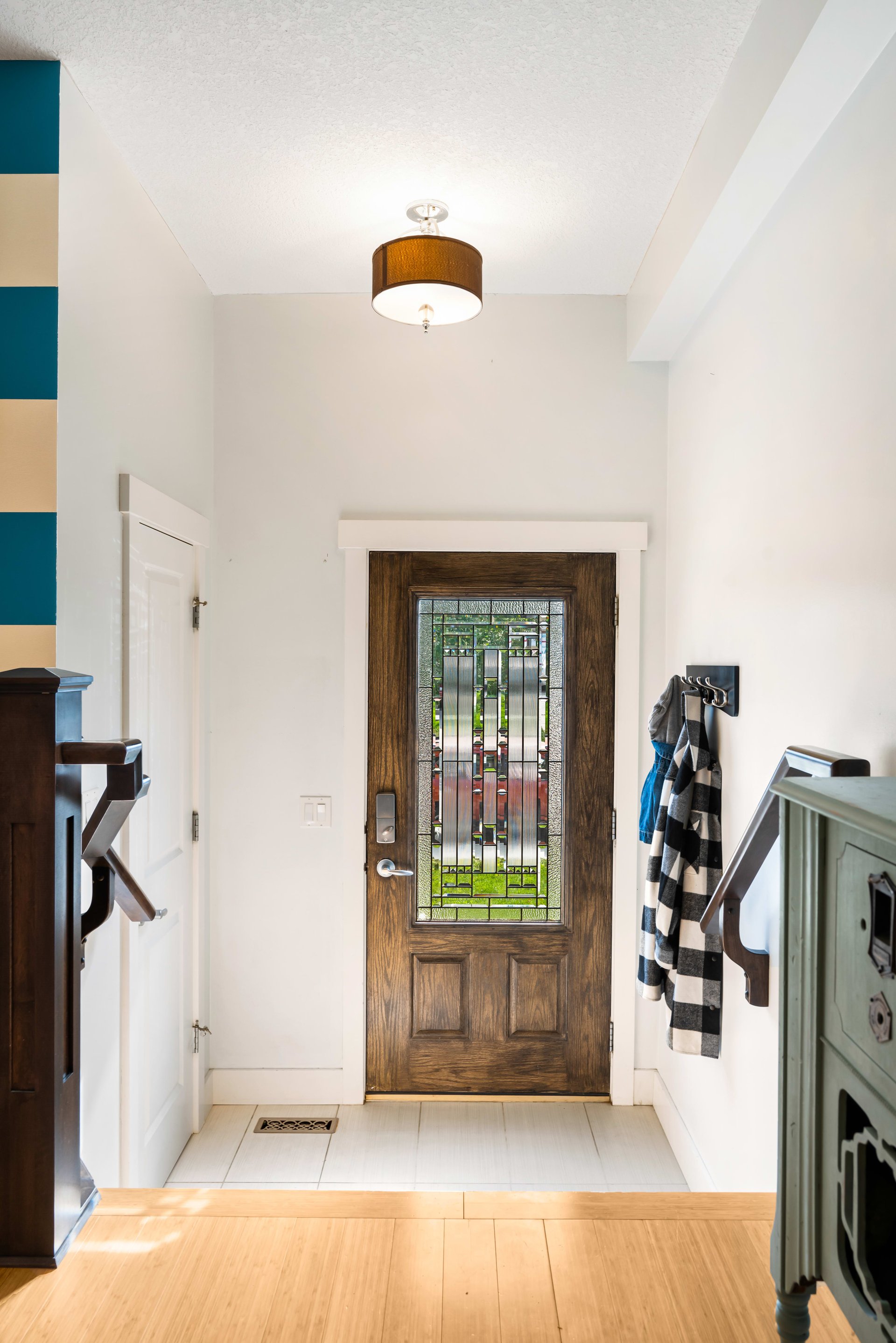 2020 27 Avenue SW Unit: 1