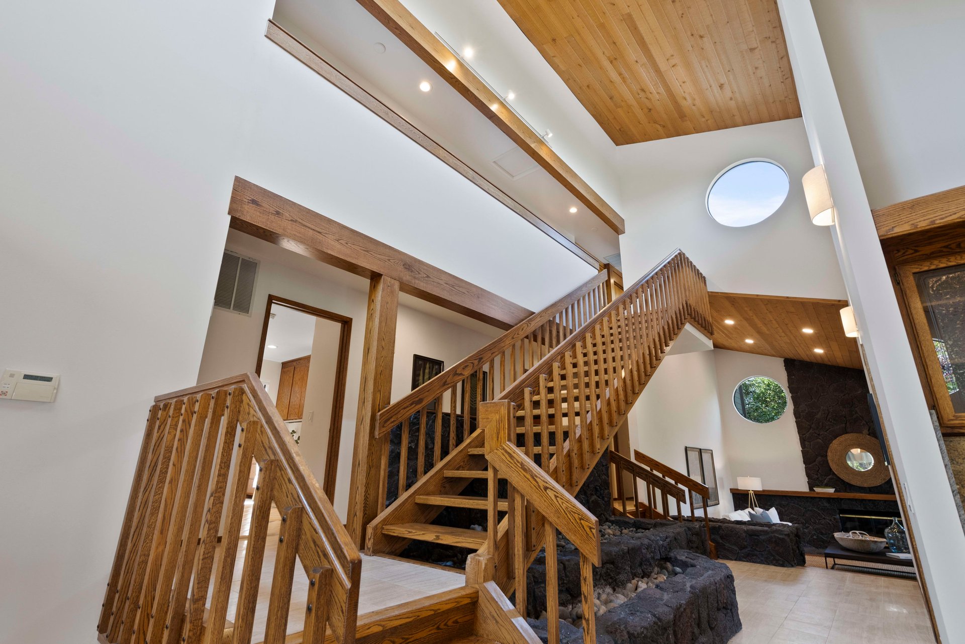 20 Saint Hill Rd