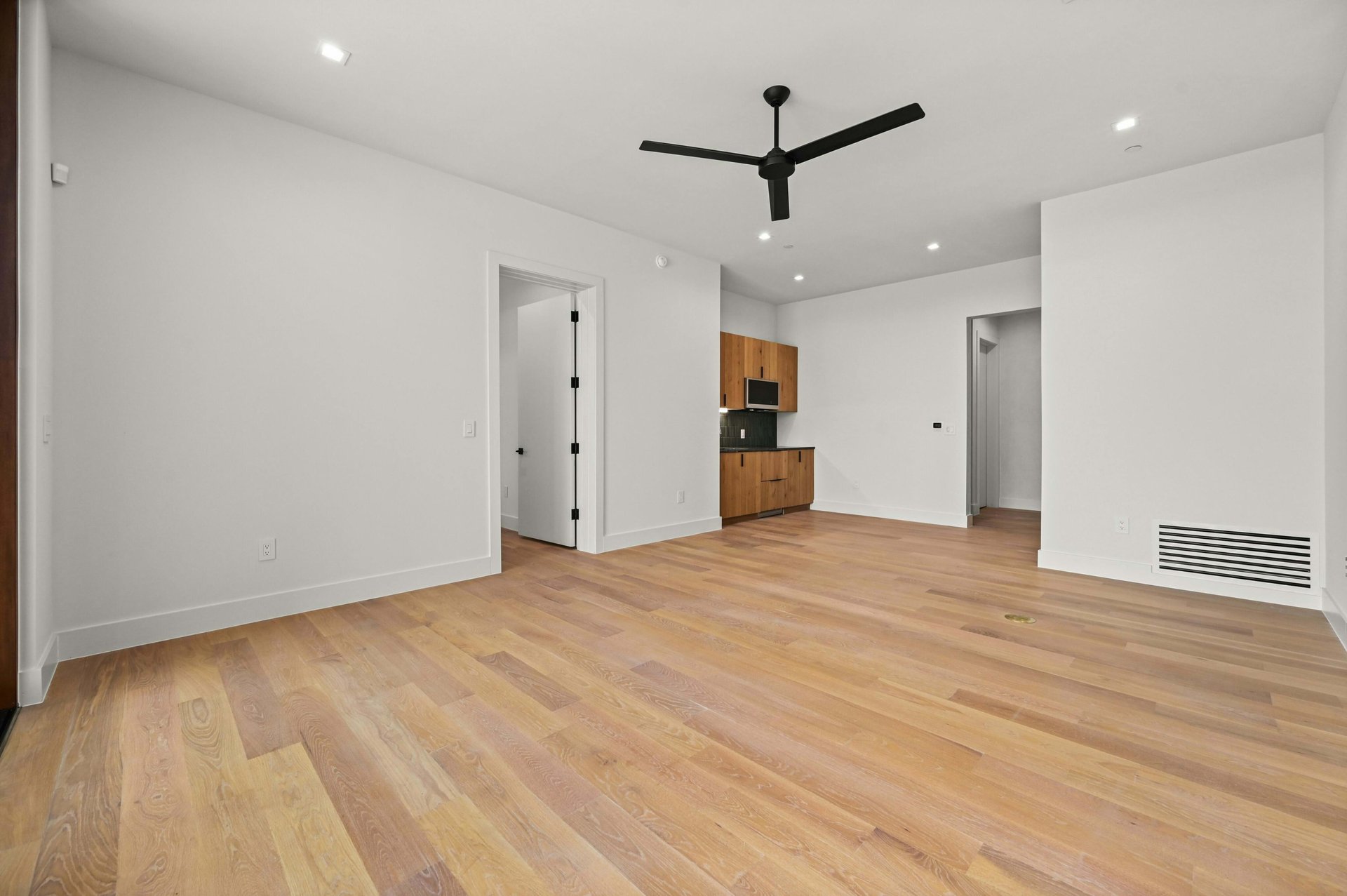 2 Valbella Drive