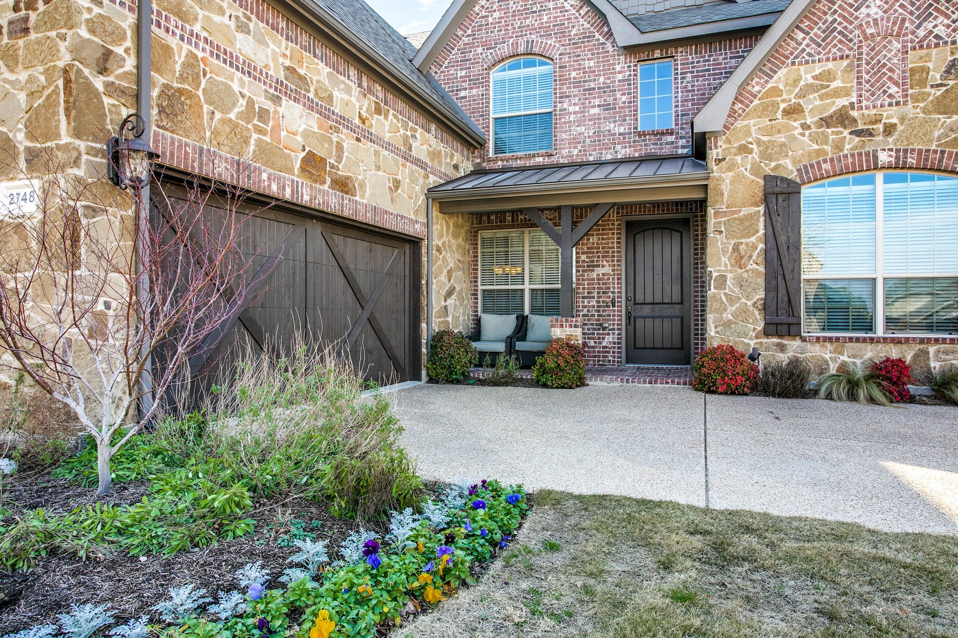 2748 Enfield Drive
