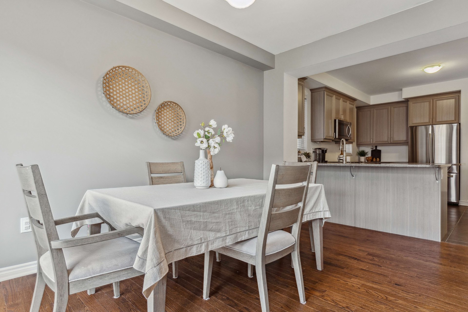 Style & Modern Elegance with Upgrades Galore!